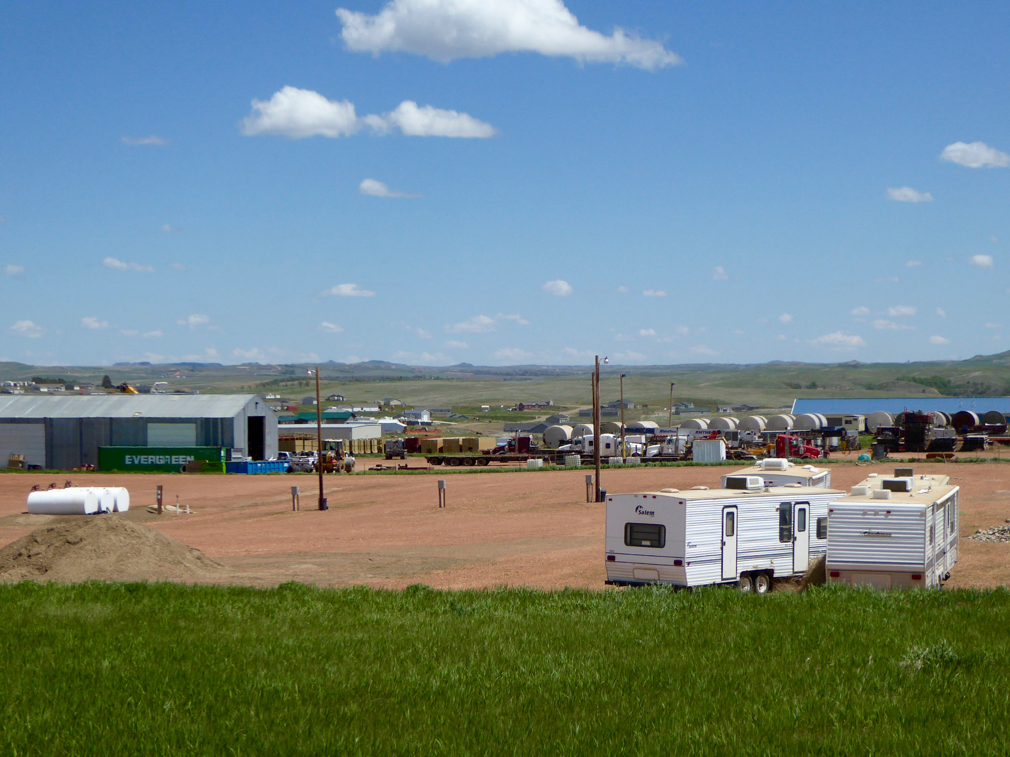  Oil field service companies, south of Watford City 