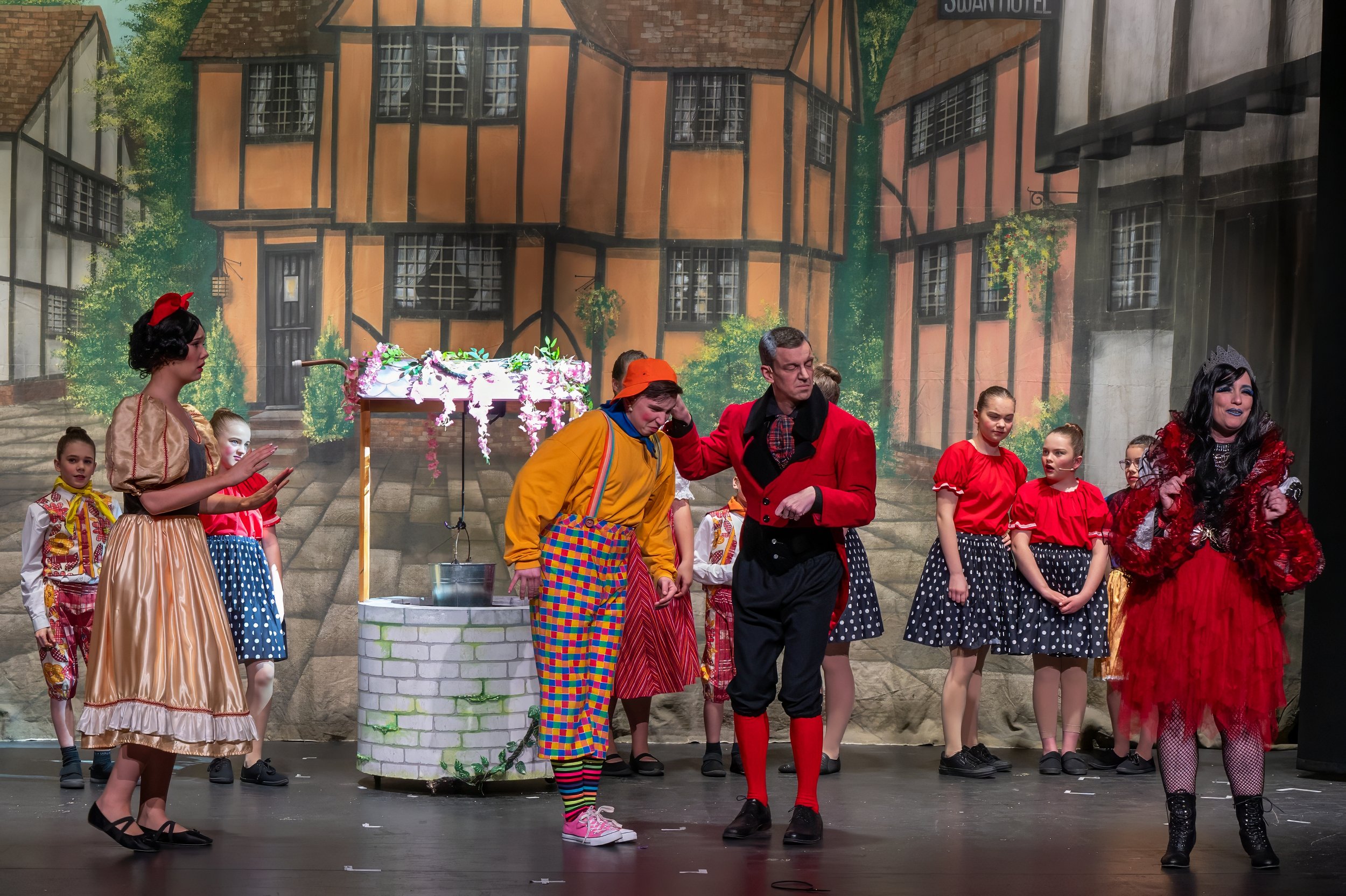 DTCo Snow White  Show - 00069.jpeg