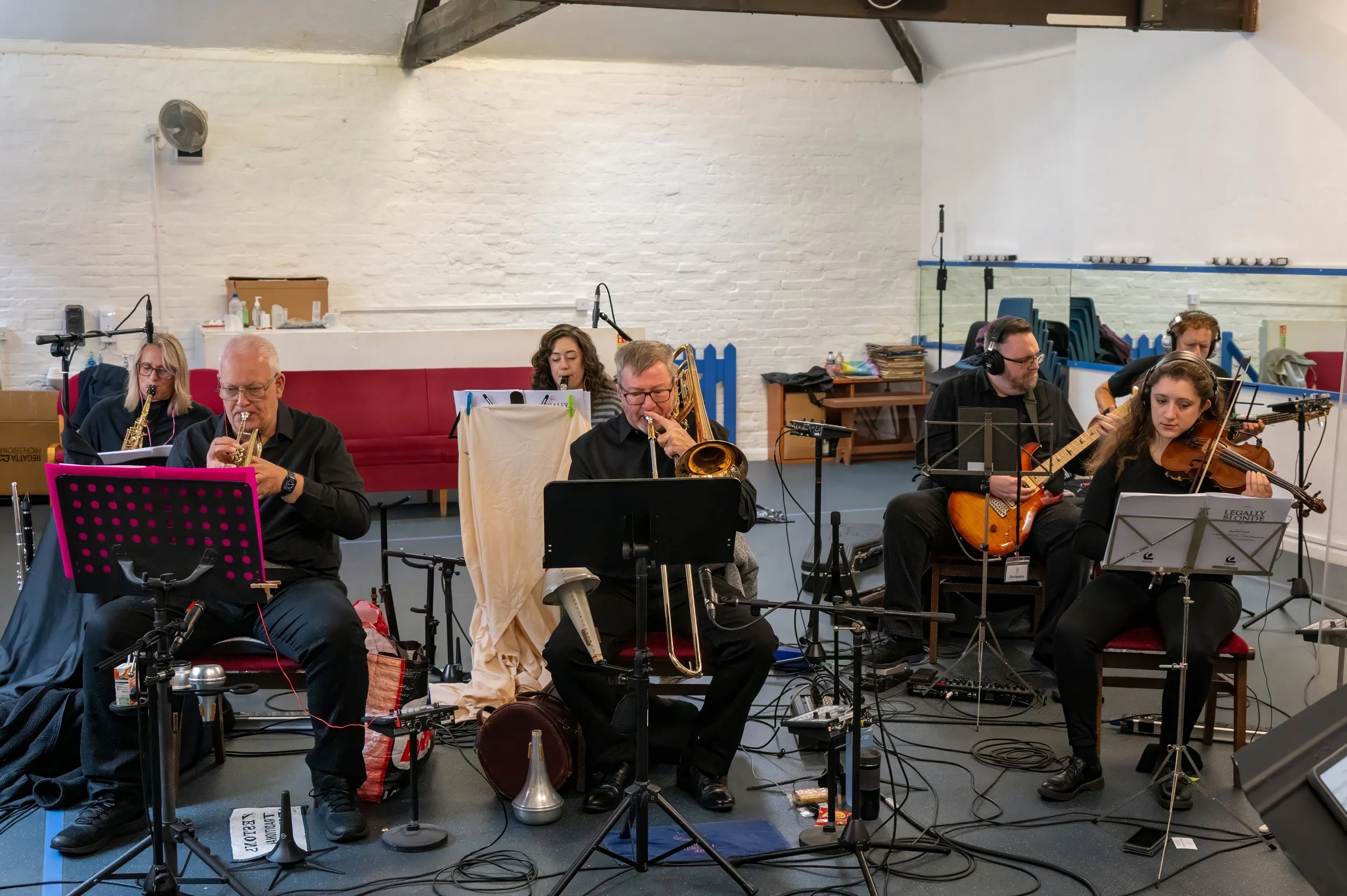 DTCo - Legally Blonde - Band 00001.jpeg