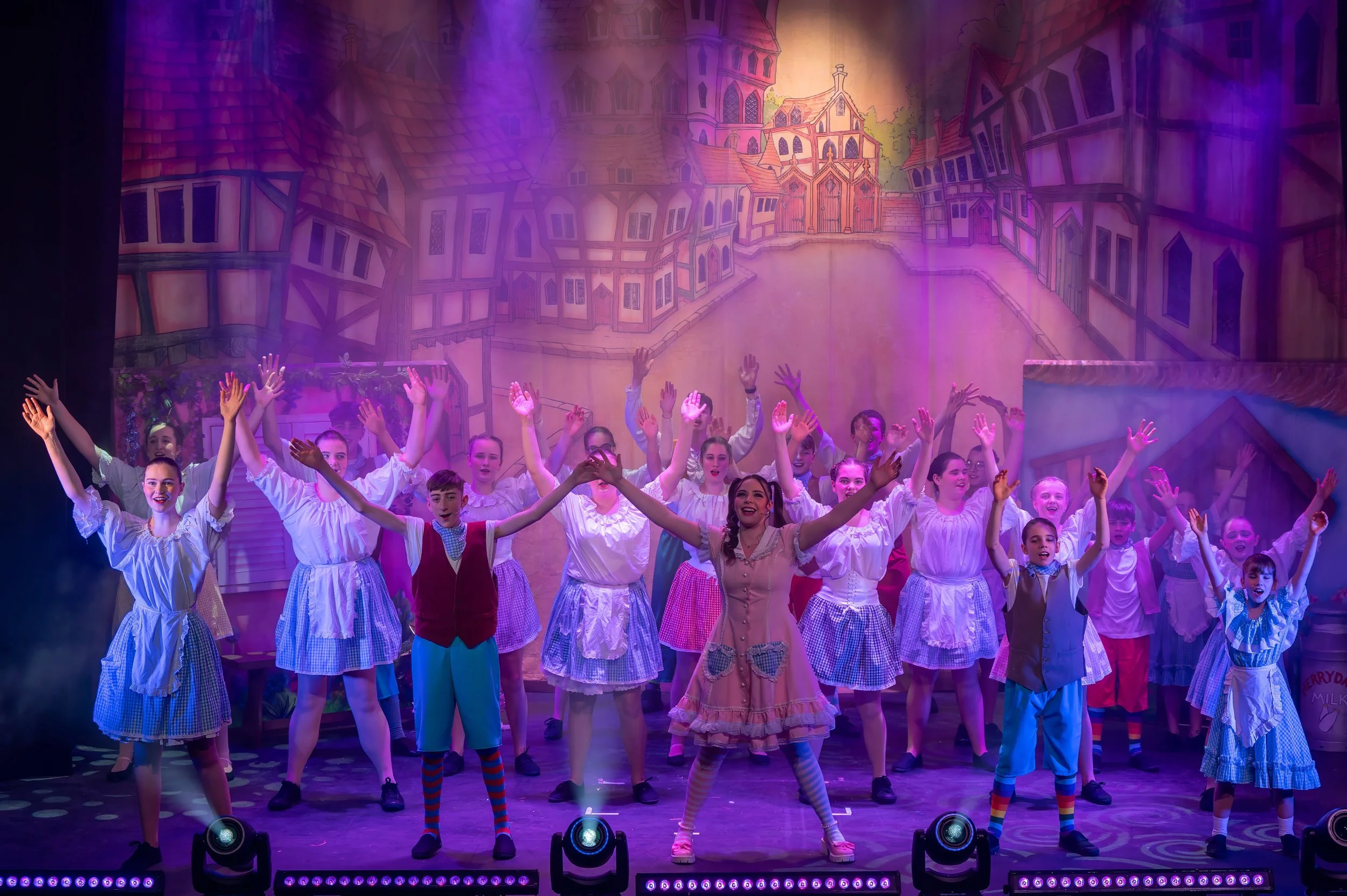 DTCo - JatB - Show - 00016.jpg