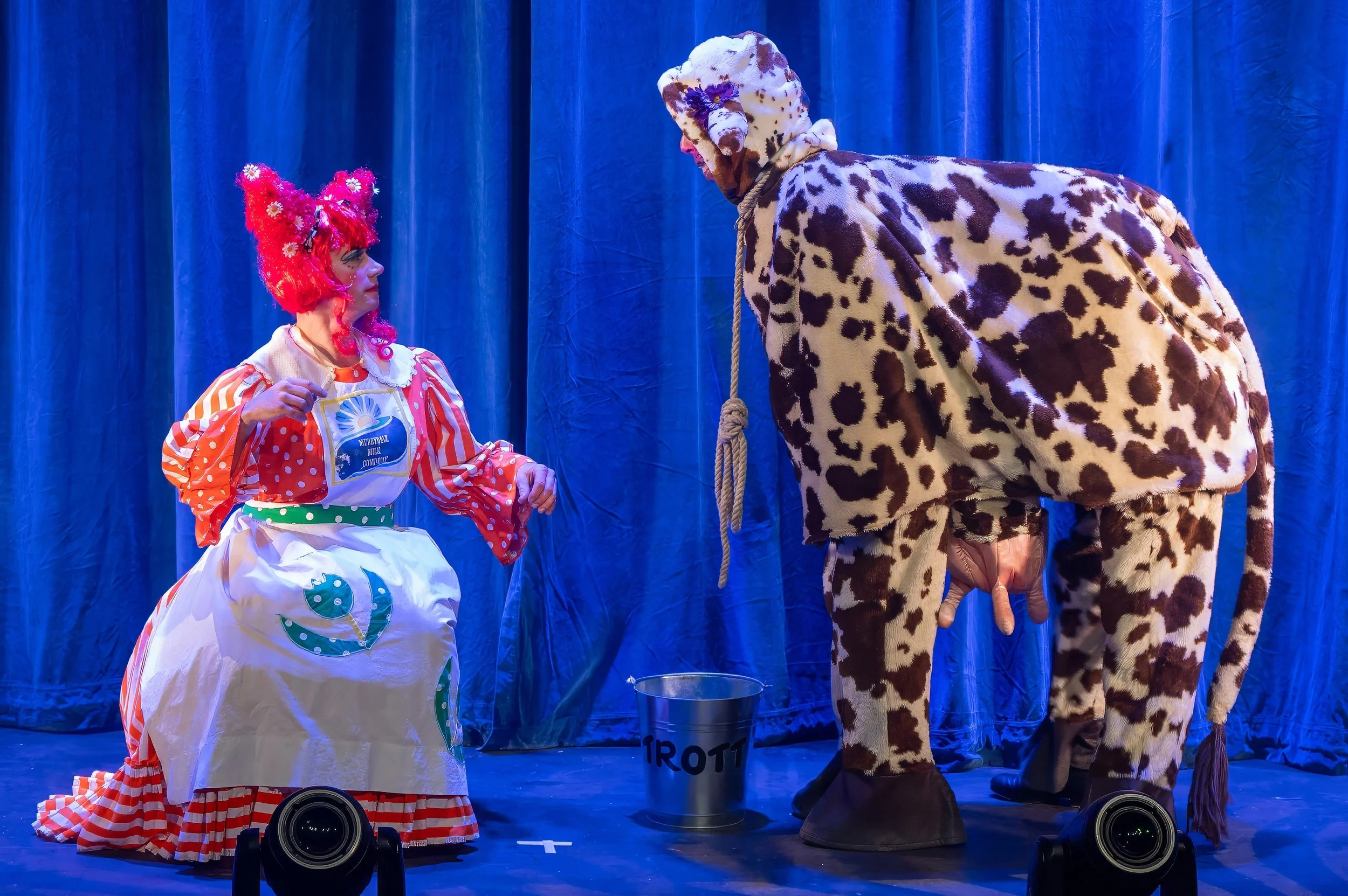 DTCo - JatB - Show - 00128.jpg