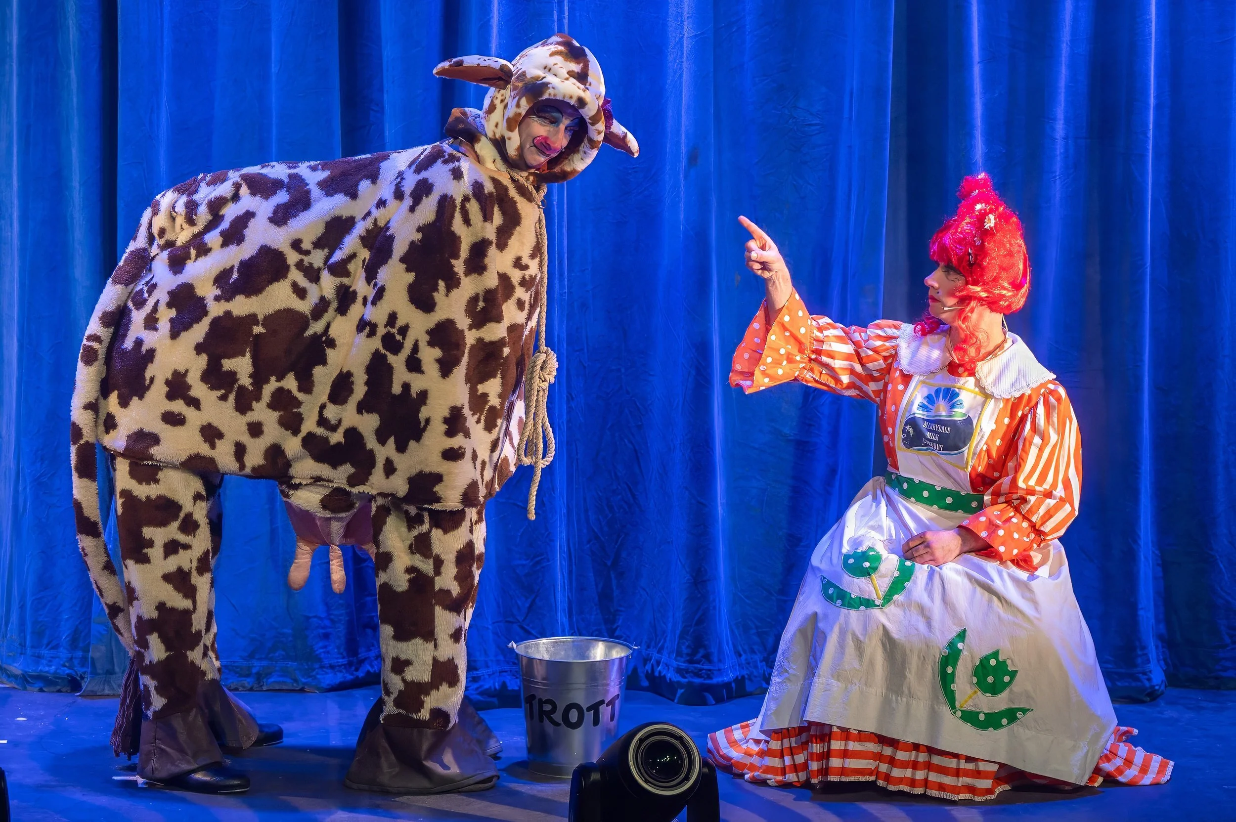 DTCo - JatB - Show - 00130.jpg