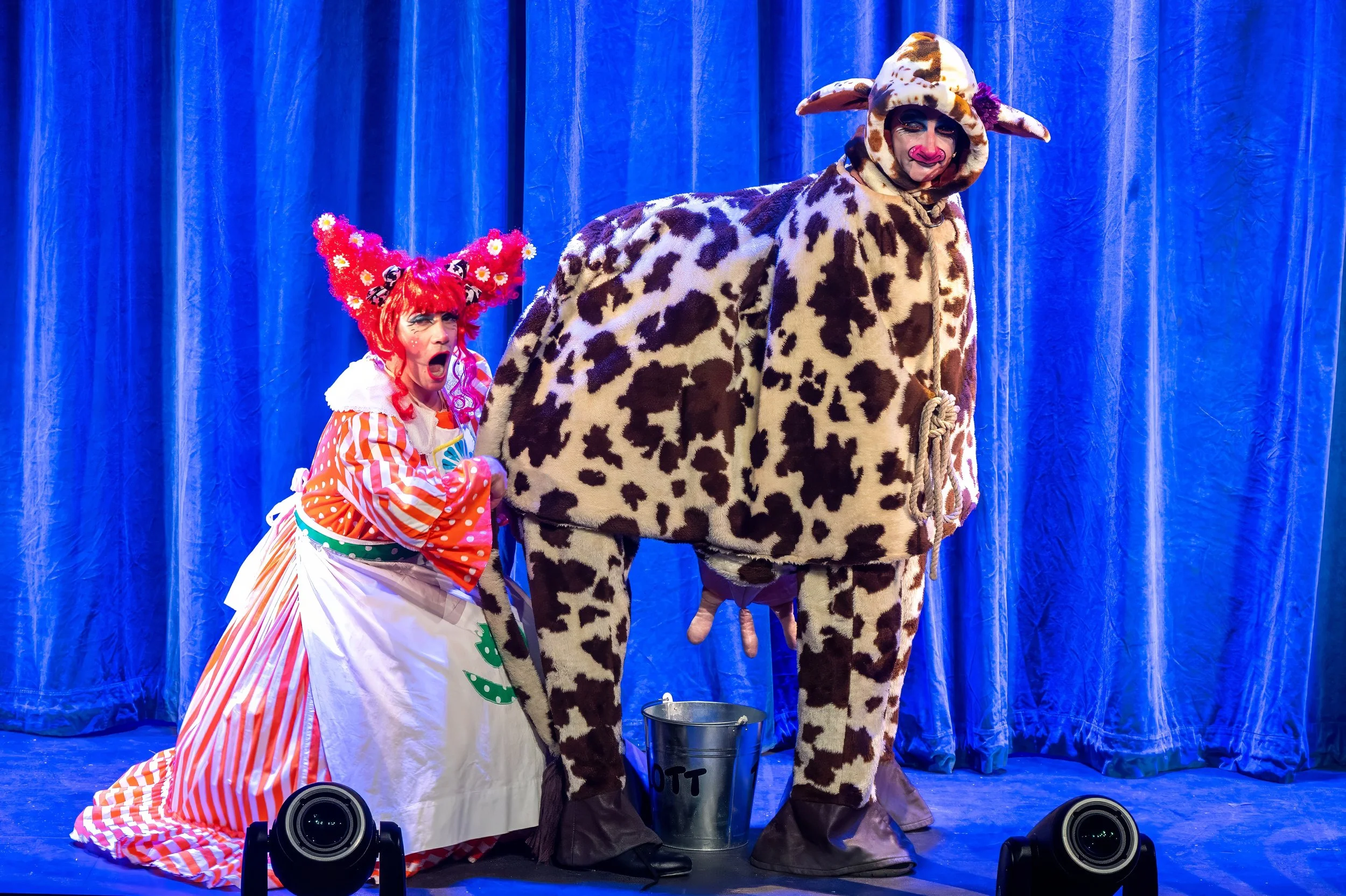 DTCo - JatB - Show - 00132.jpg