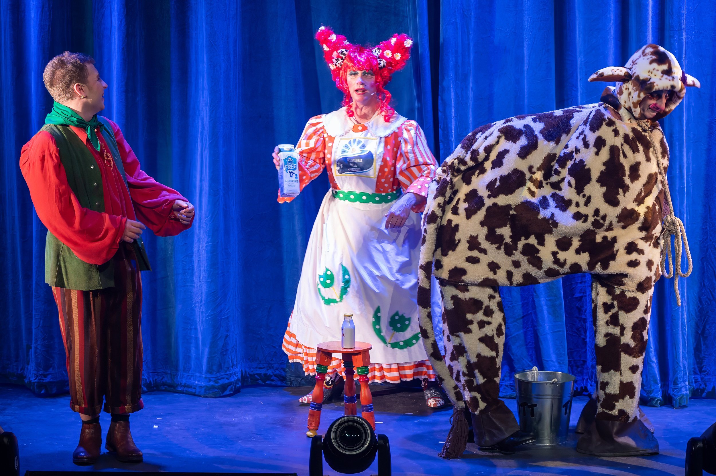 DTCo - JatB - Show - 00140.jpg