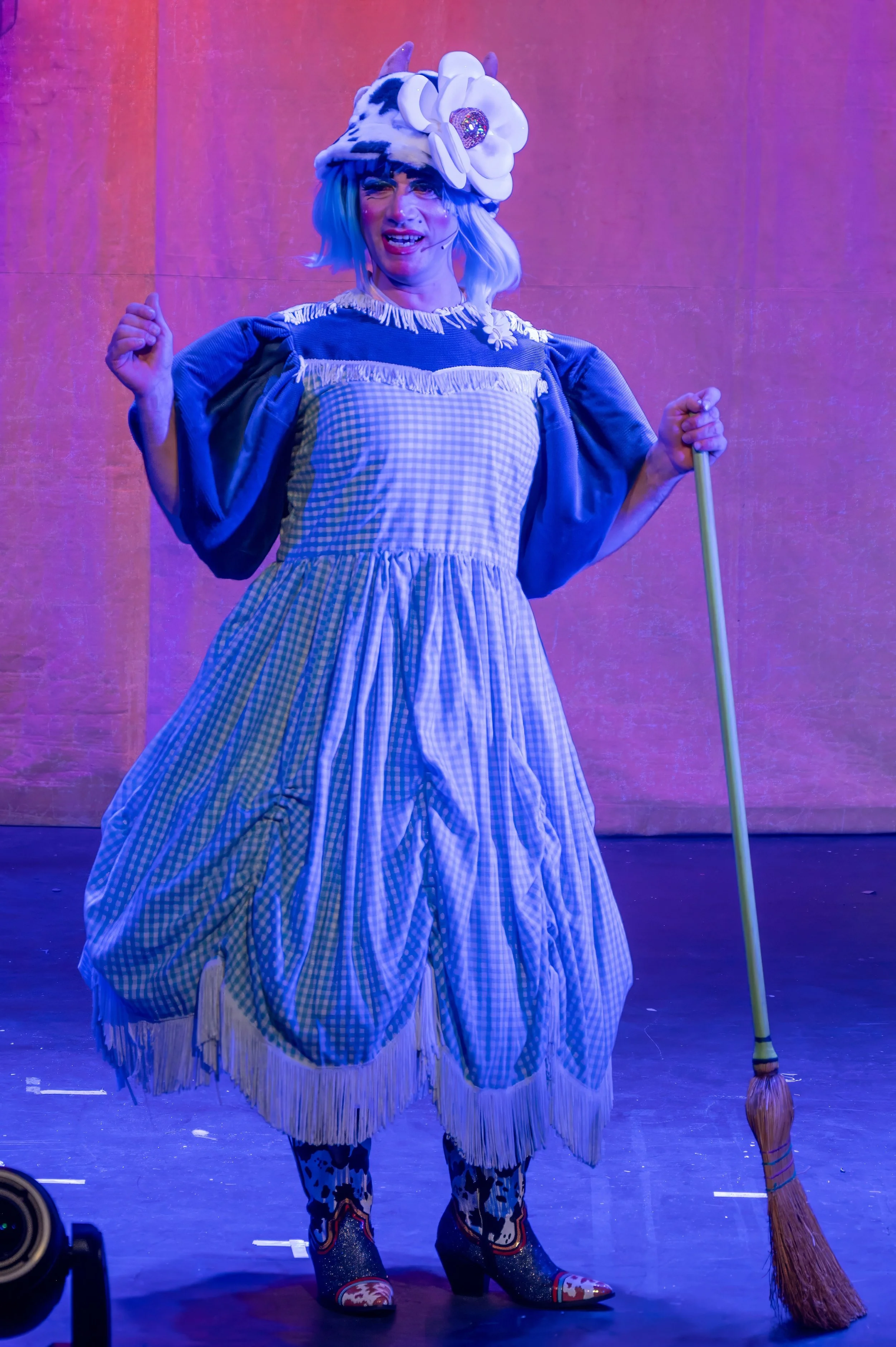 DTCo - JatB - Show - 00230.jpg