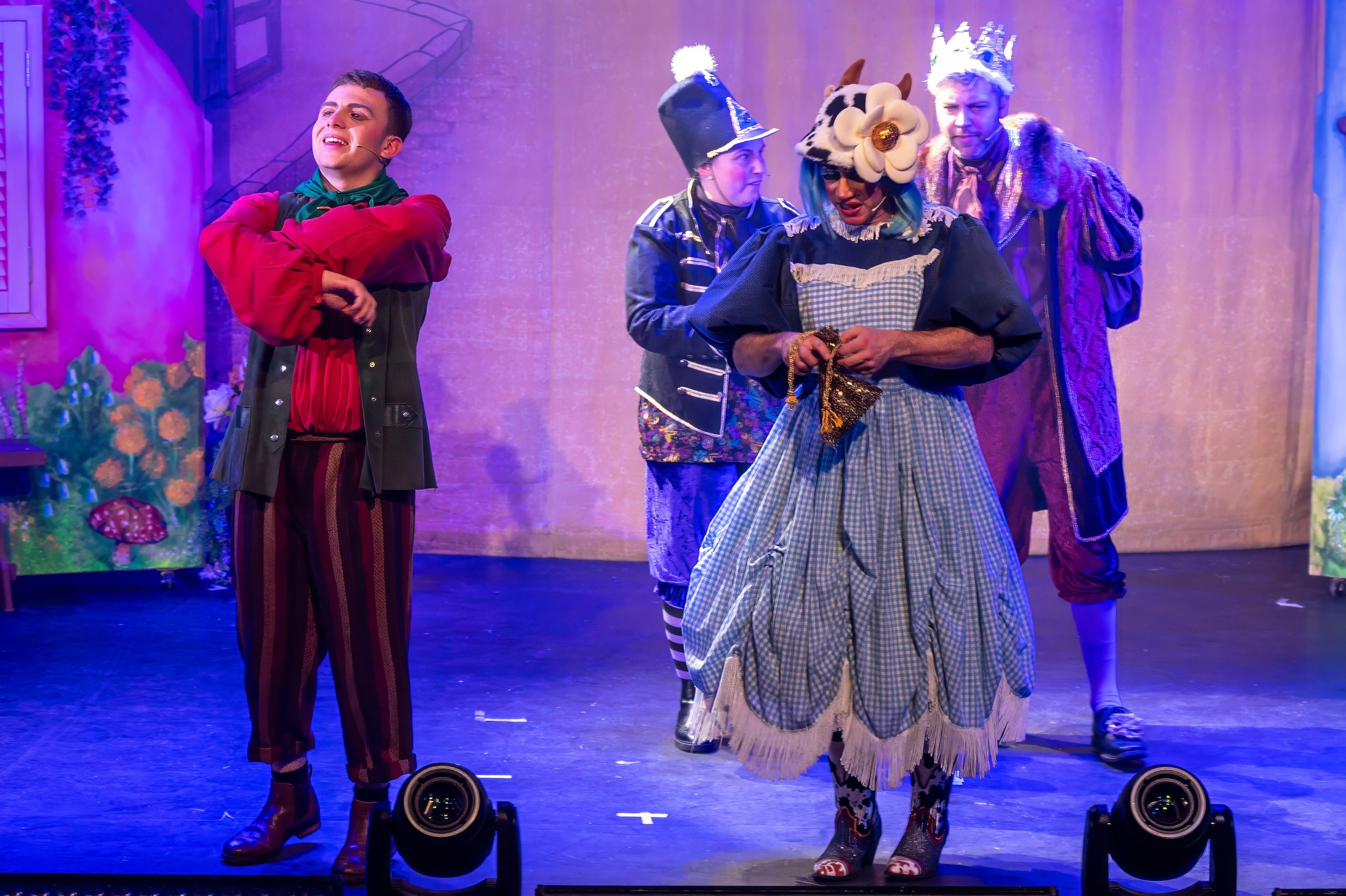 DTCo - JatB - Show - 00270.jpg