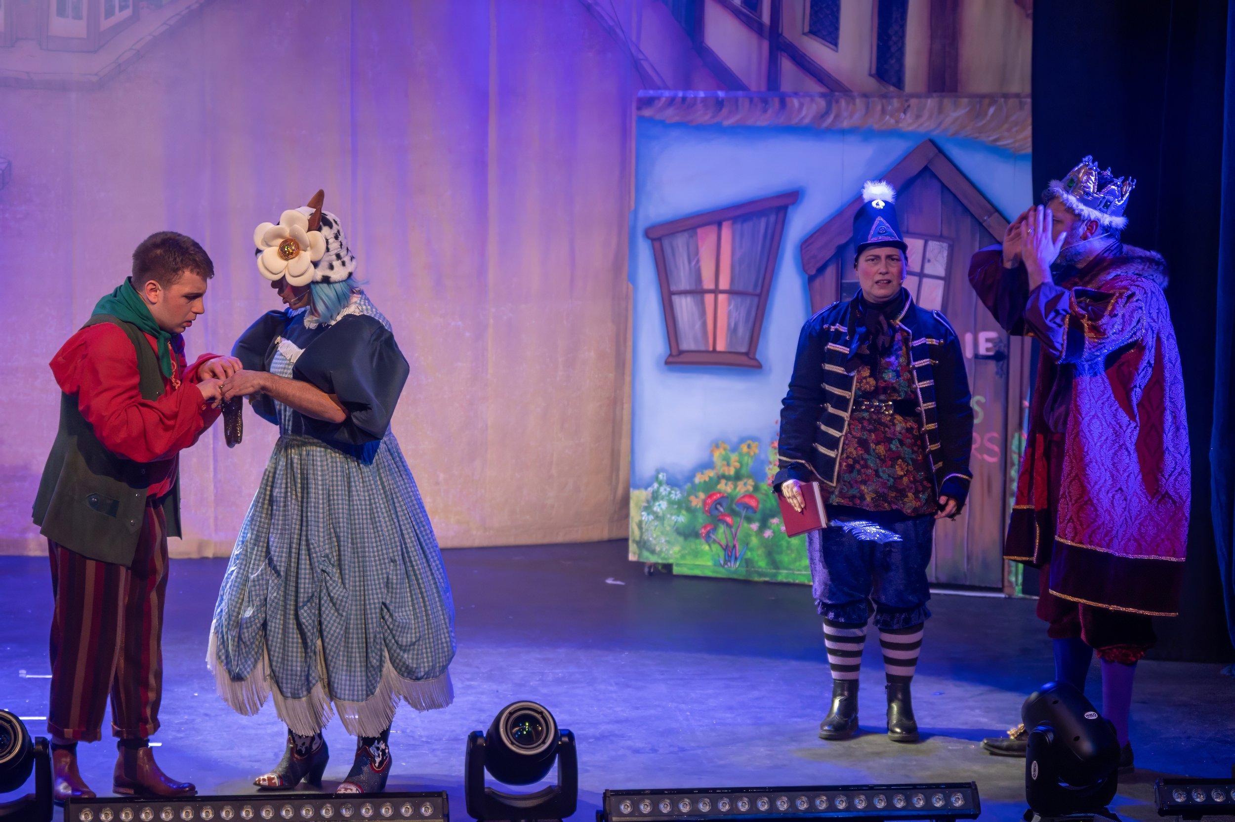 DTCo - JatB - Show - 00271.jpg