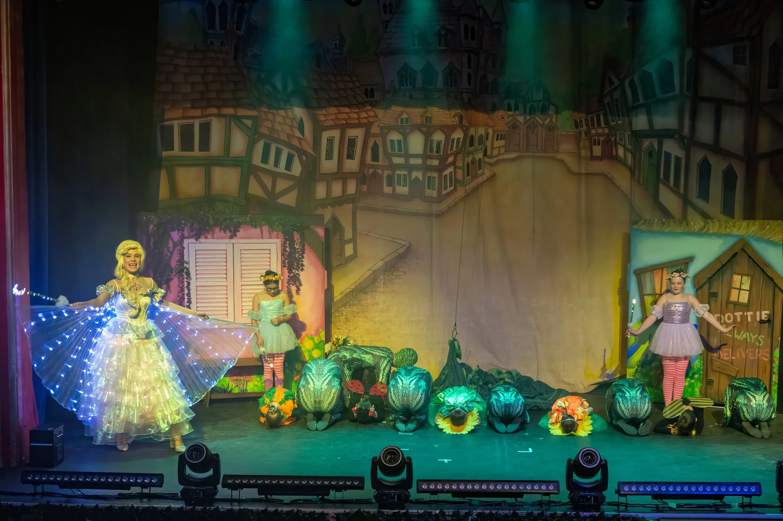 DTCo - JatB - Show - 00279.jpg