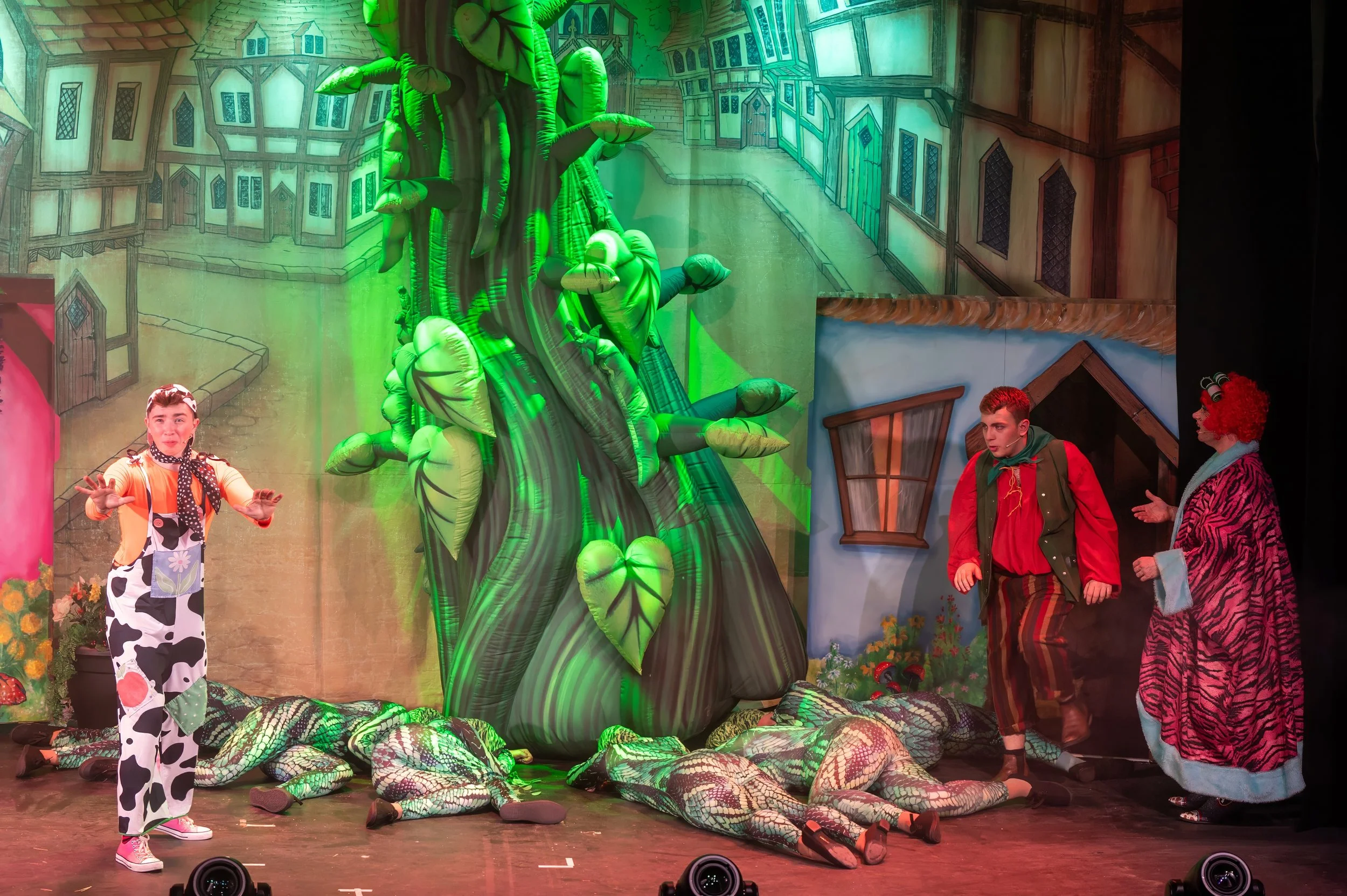 DTCo - JatB - Show - 00289.jpg