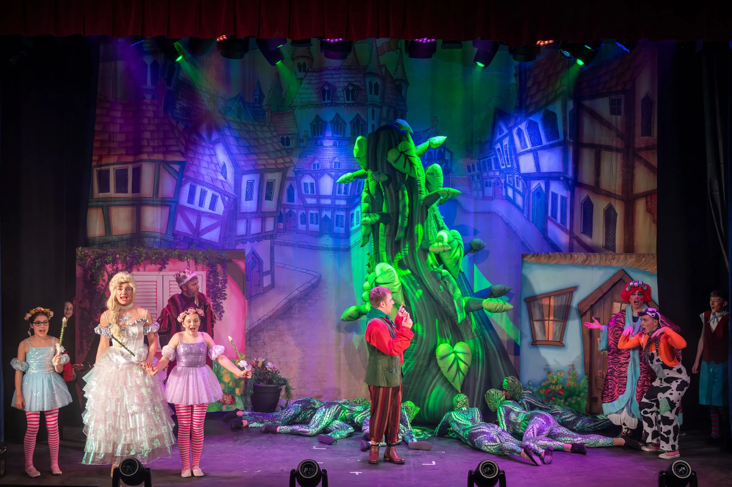 DTCo - JatB - Show - 00299.jpg