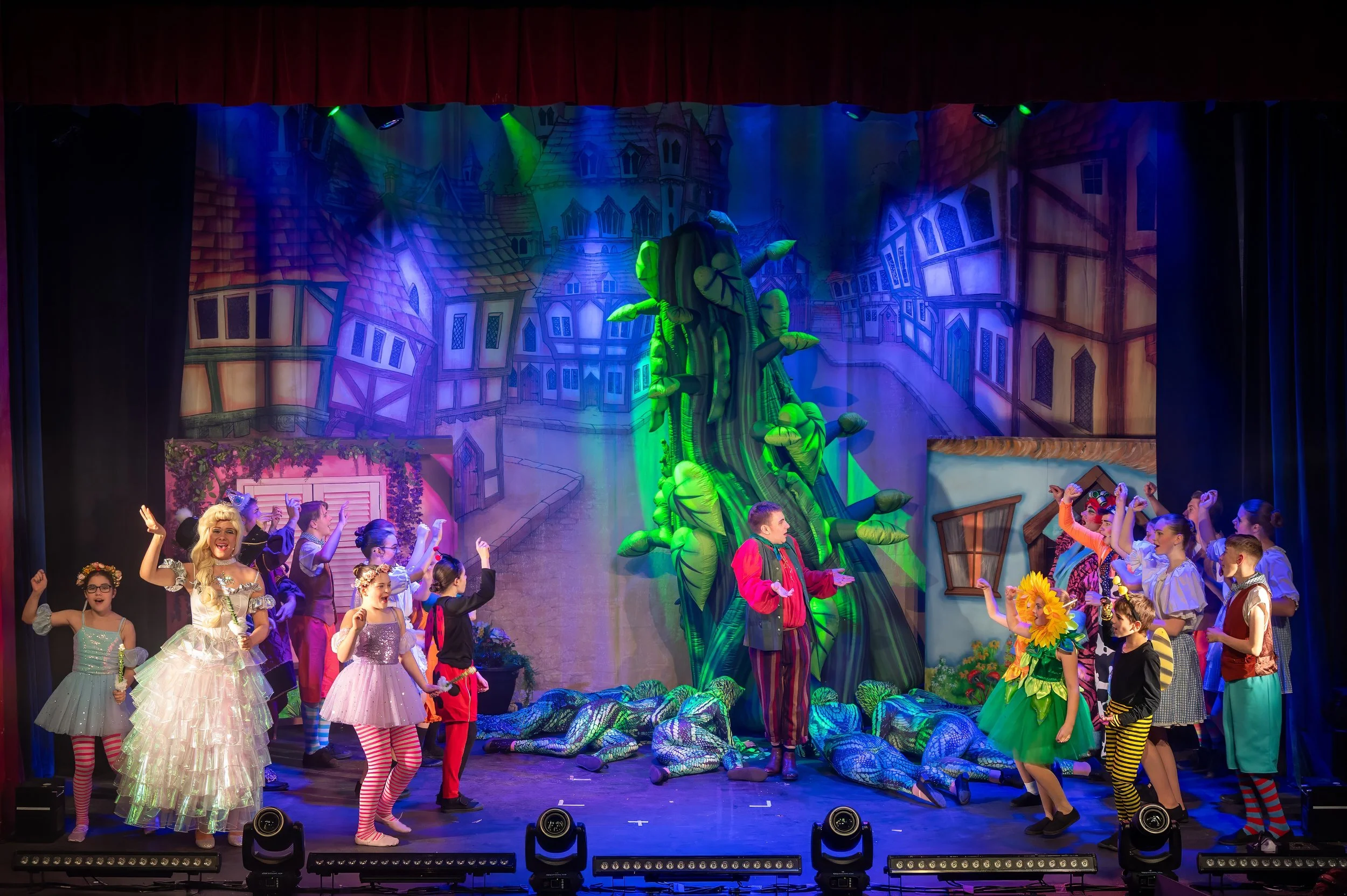 DTCo - JatB - Show - 00301.jpg