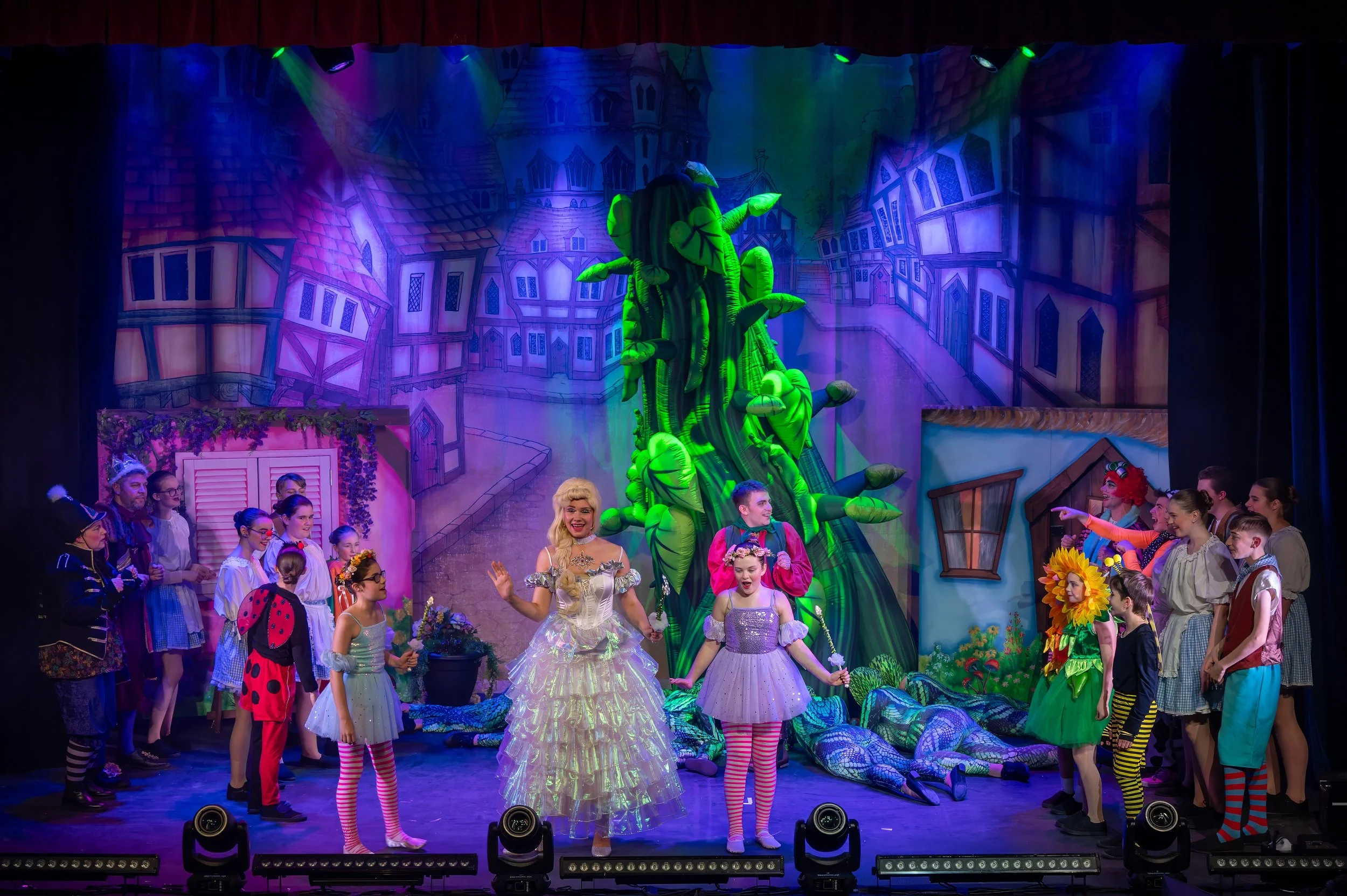 DTCo - JatB - Show - 00303.jpg