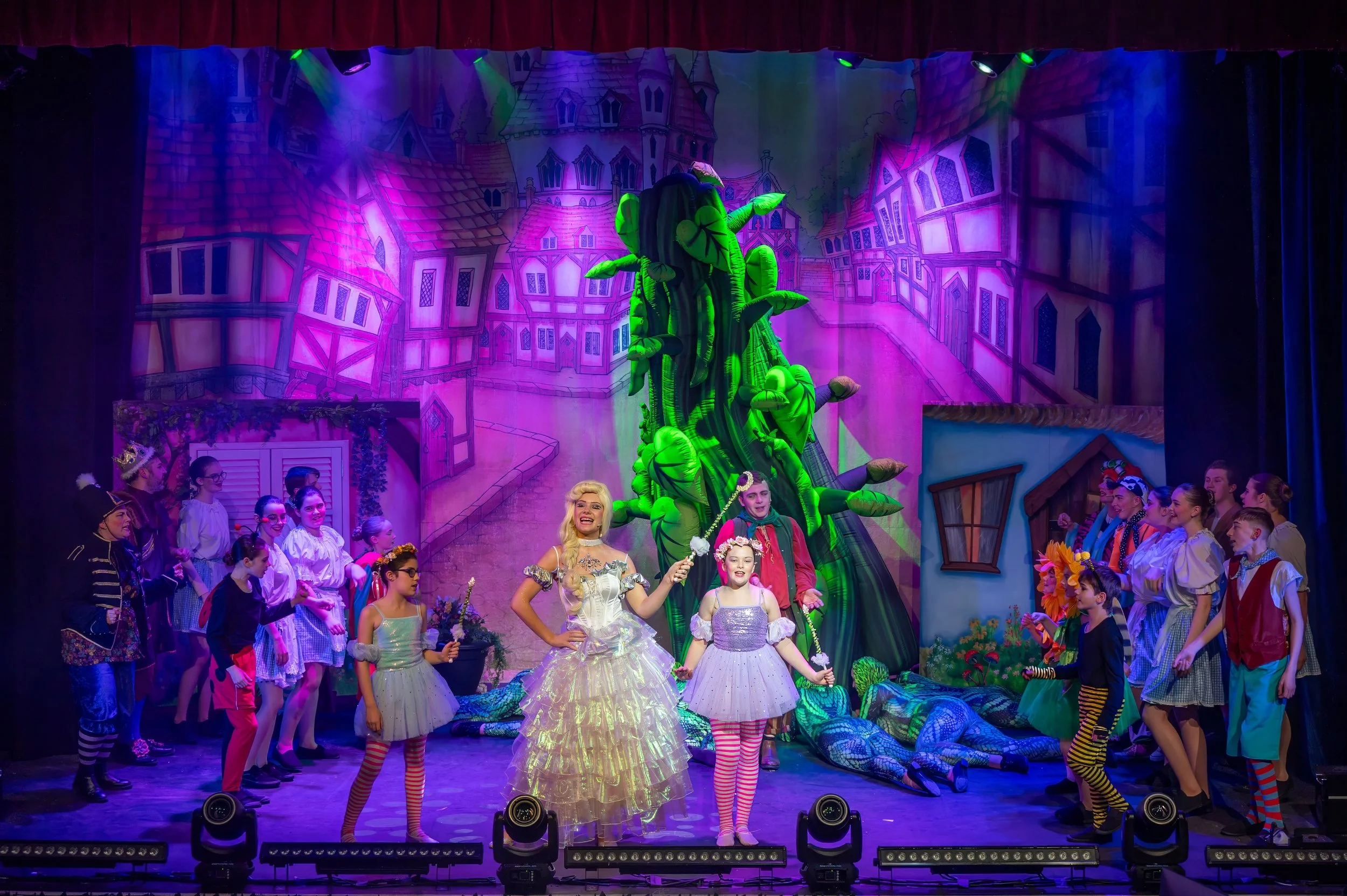 DTCo - JatB - Show - 00305.jpg