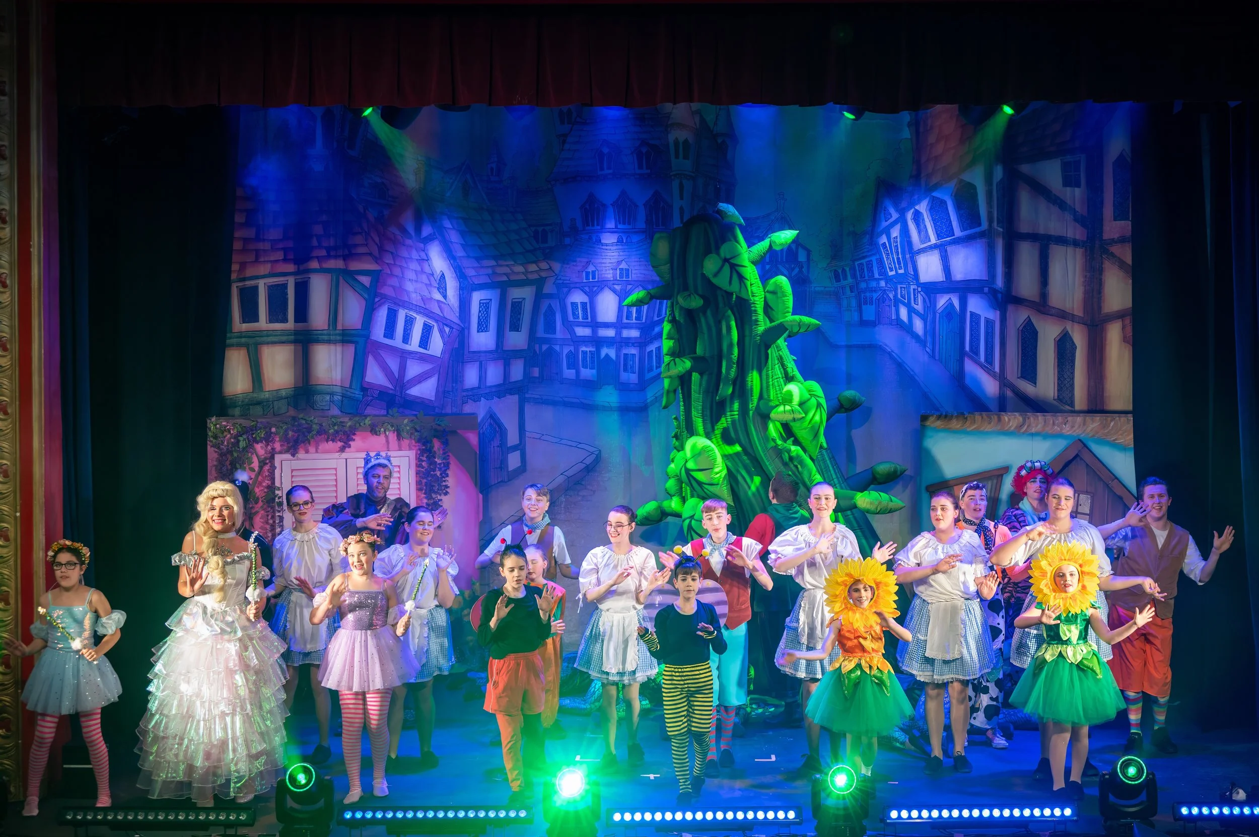 DTCo - JatB - Show - 00309.jpg