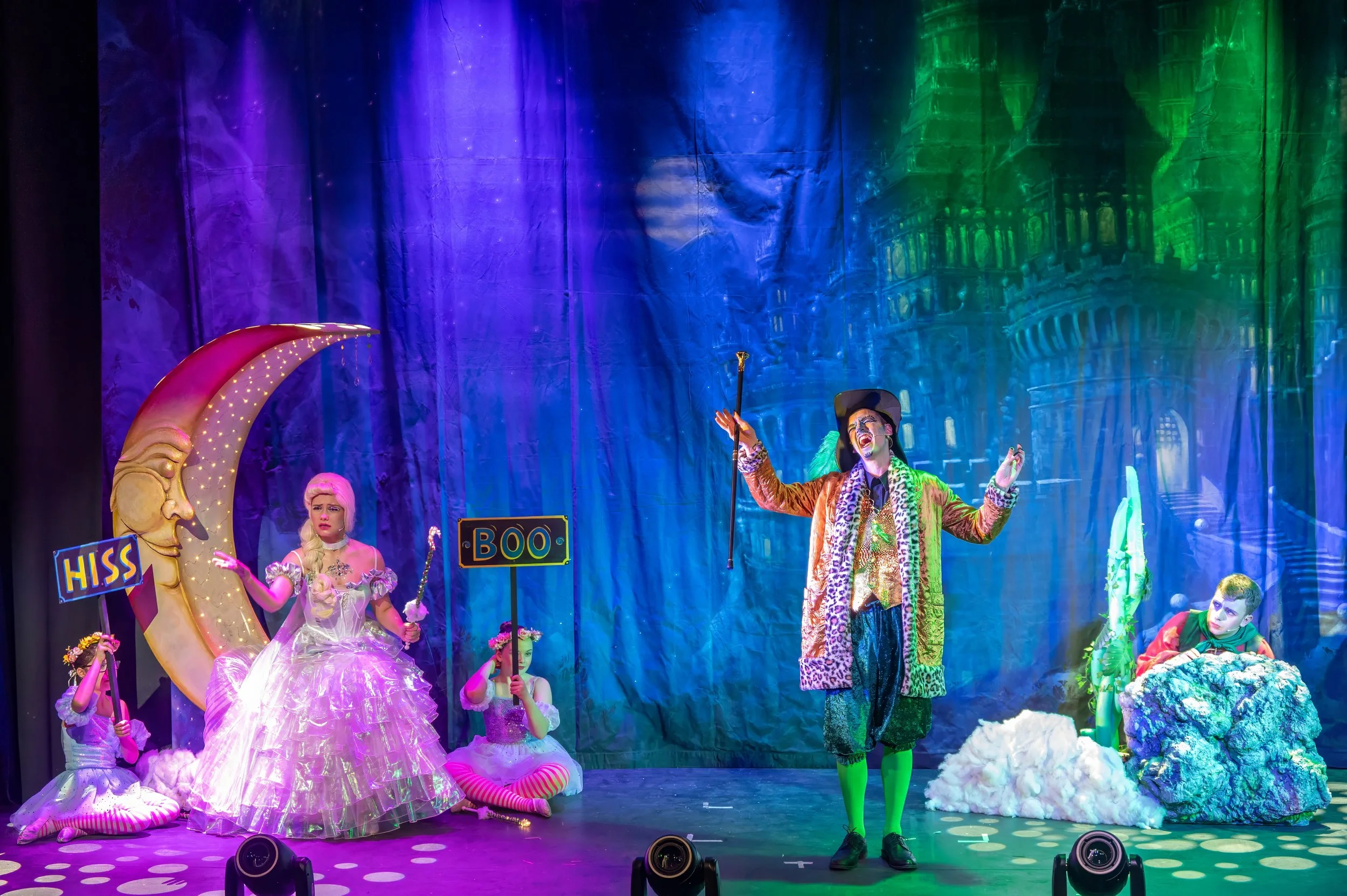 DTCo - JatB - Show - 00319.jpg