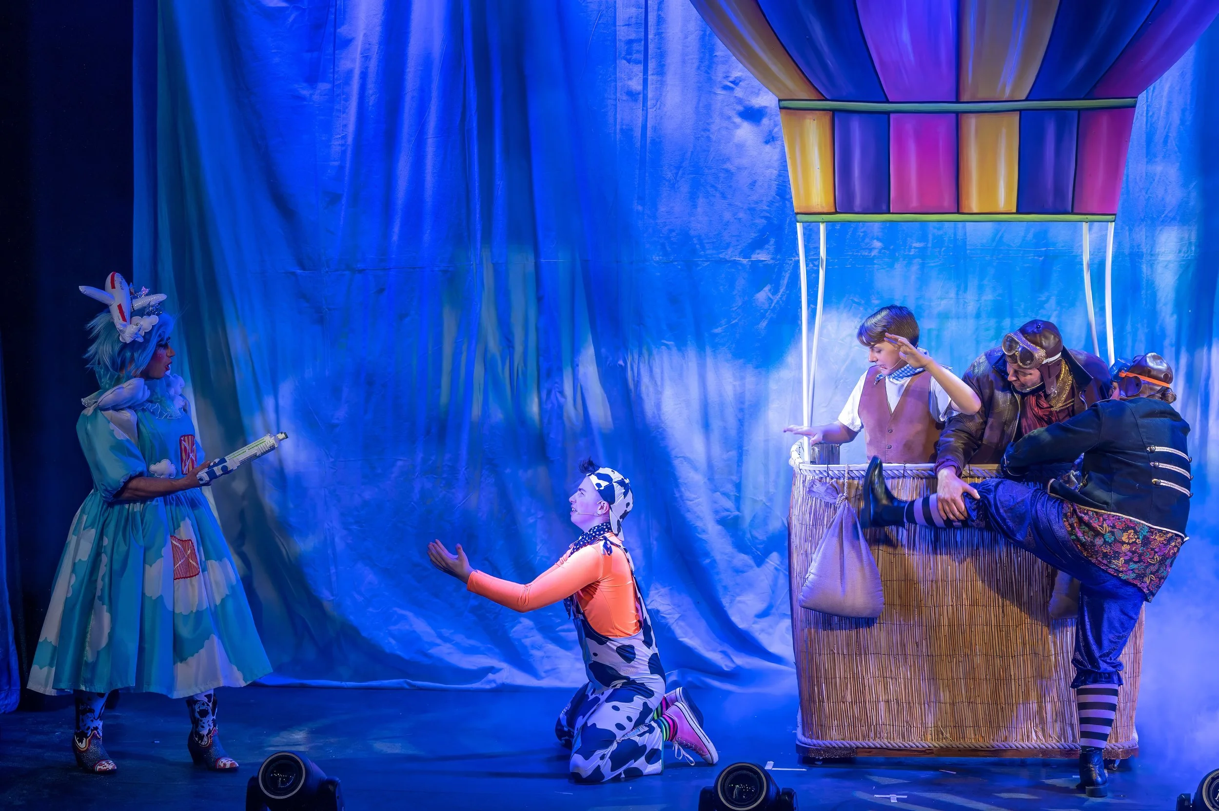 DTCo - JatB - Show - 00347.jpg