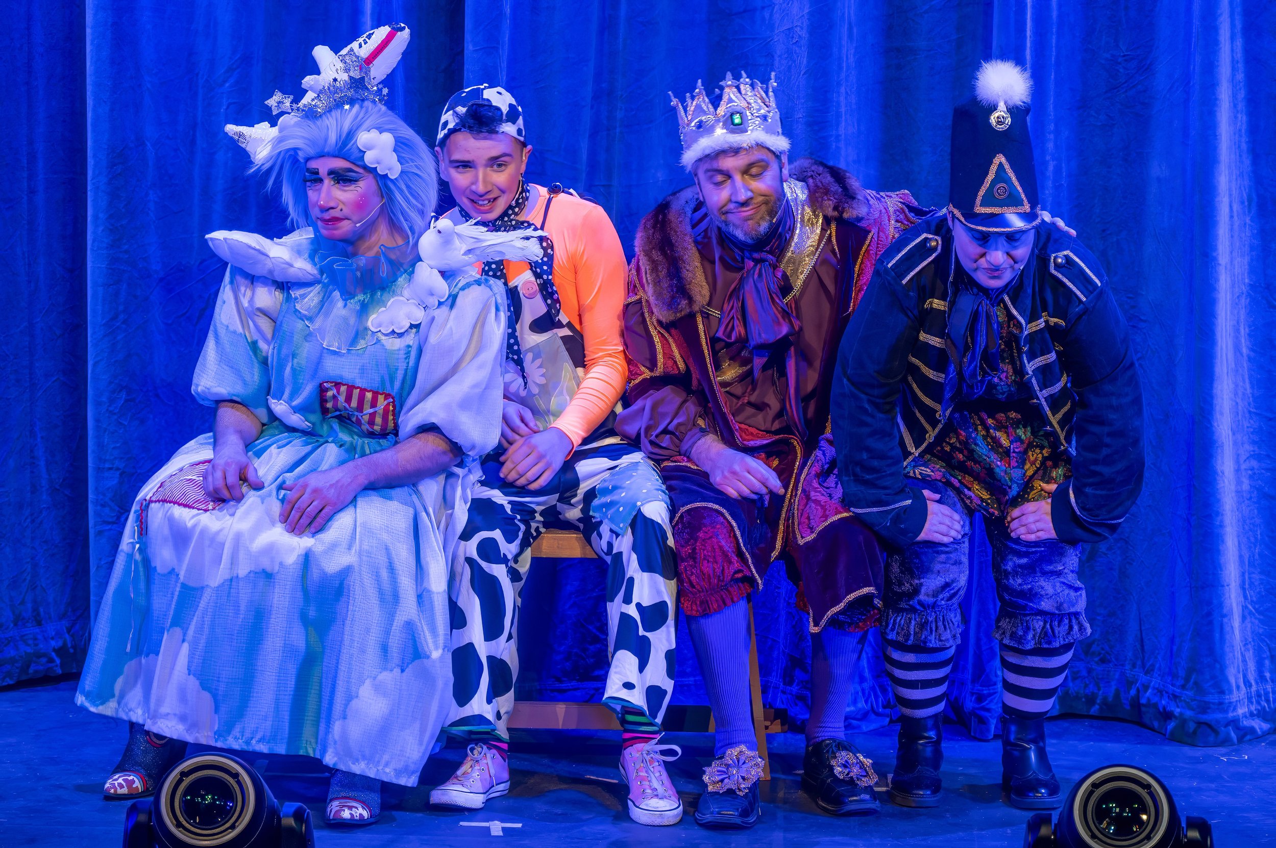 DTCo - JatB - Show - 00375.jpg