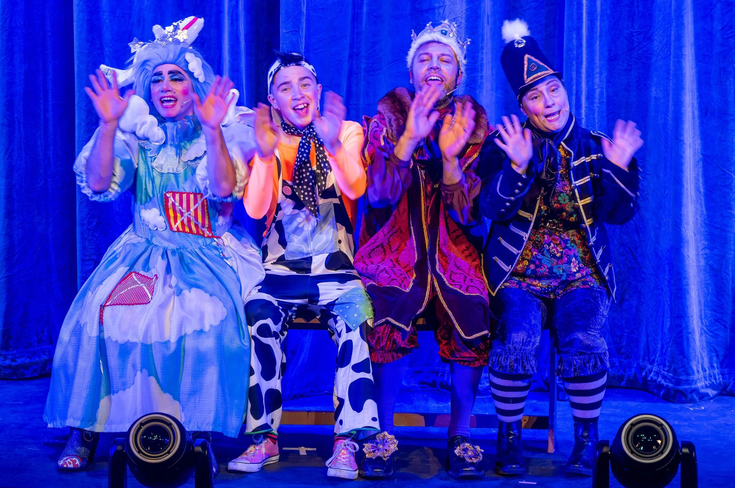 DTCo - JatB - Show - 00377.jpg