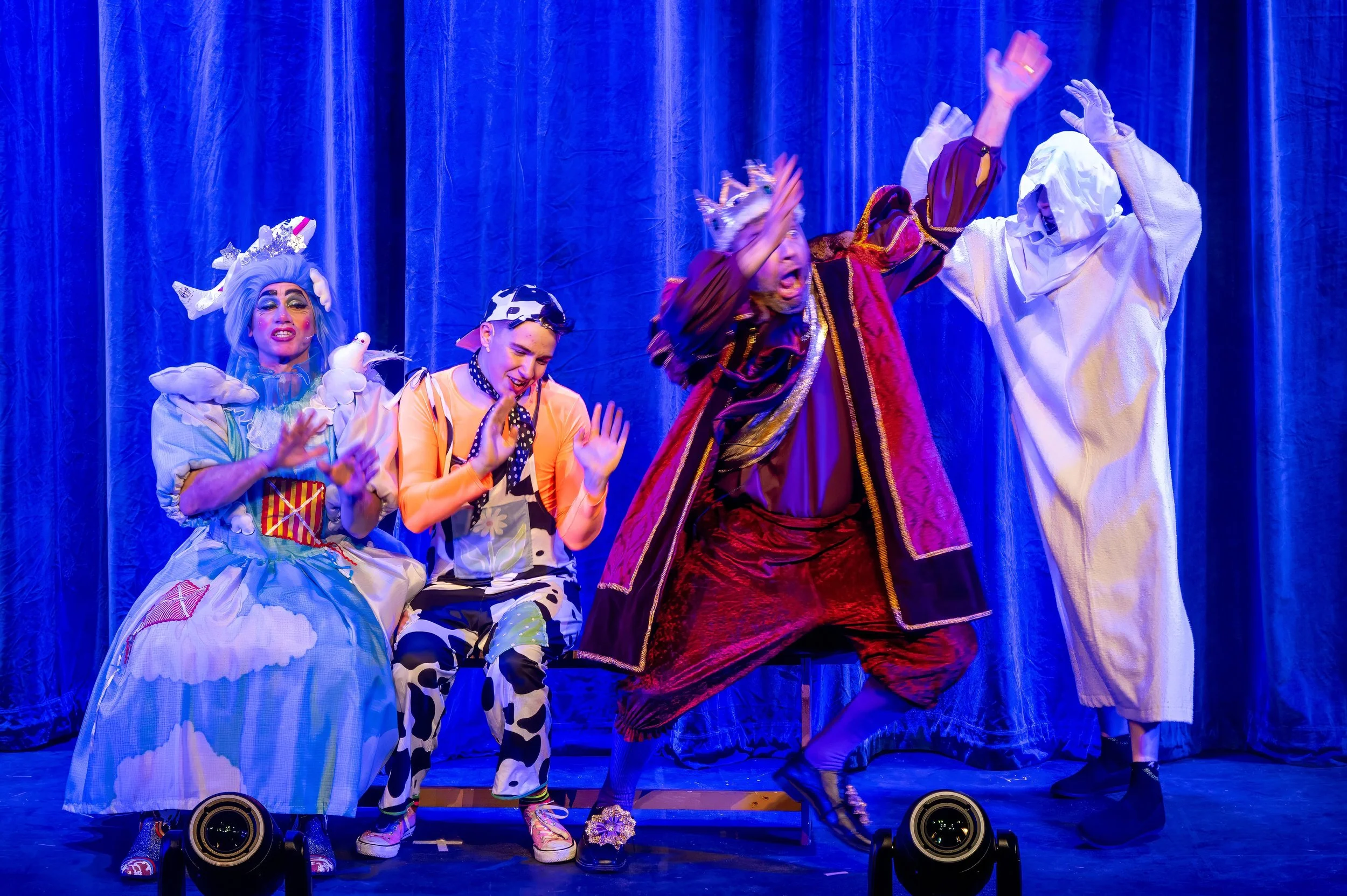 DTCo - JatB - Show - 00387.jpg