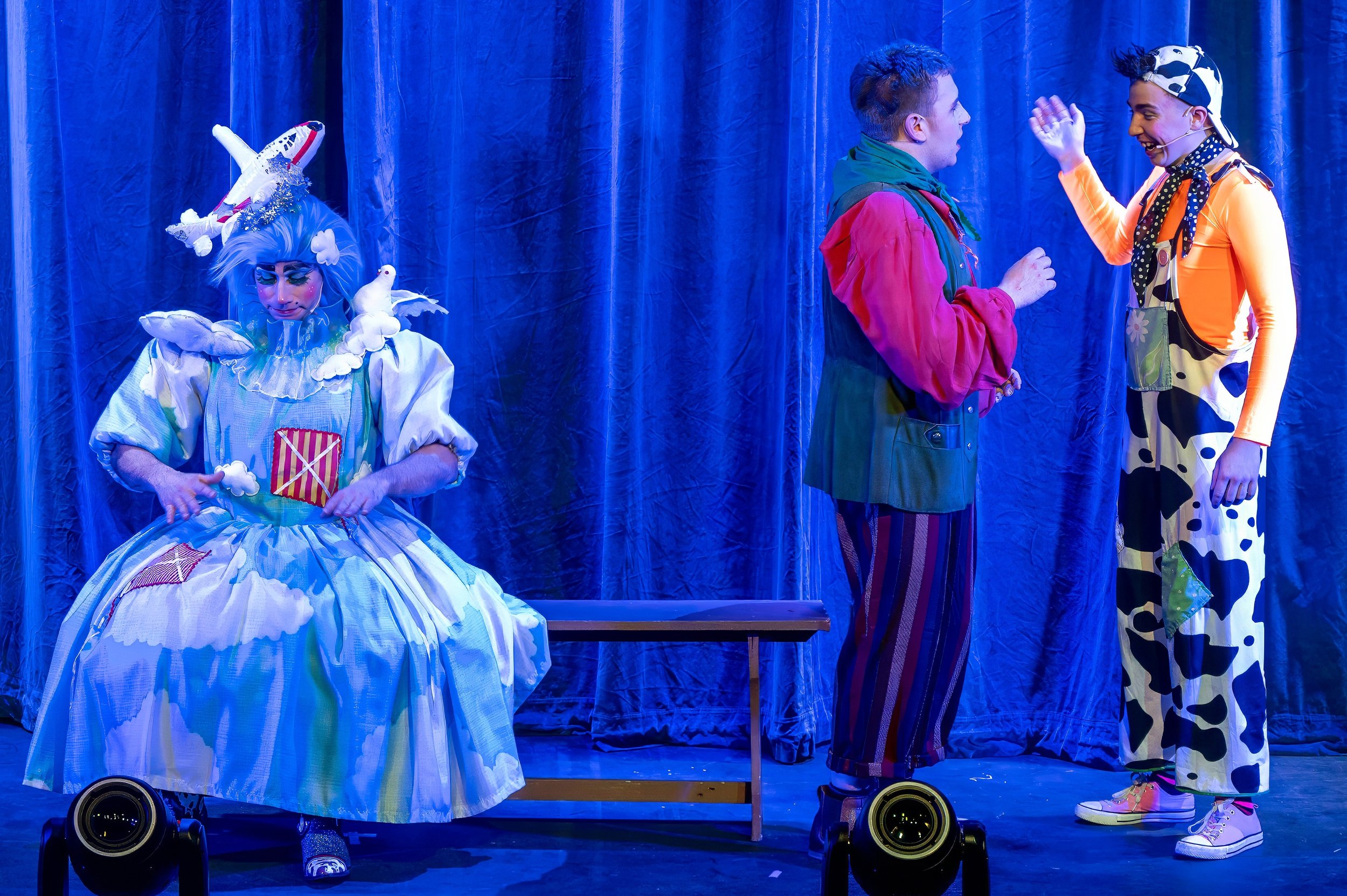 DTCo - JatB - Show - 00400.jpg