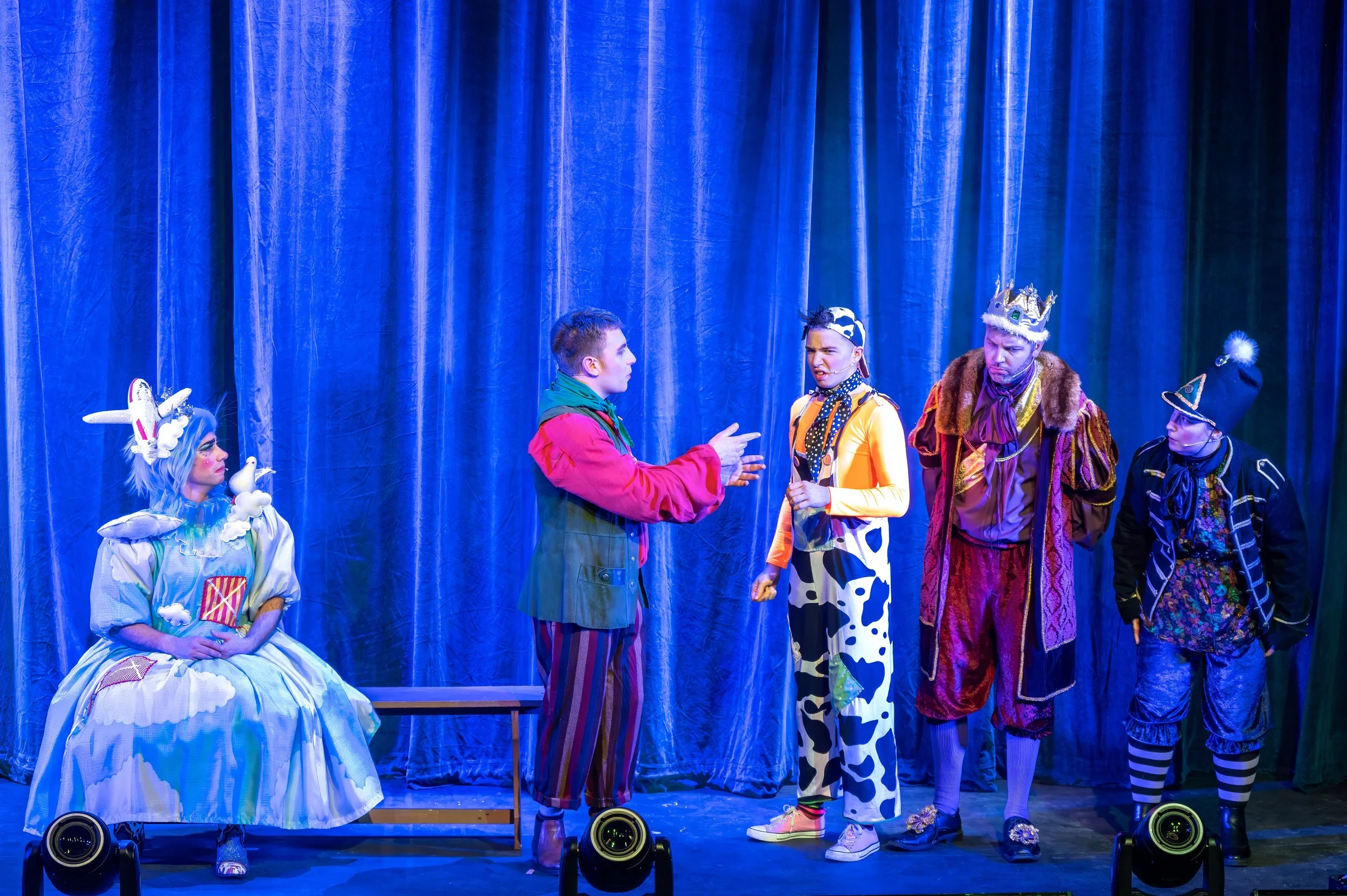 DTCo - JatB - Show - 00401.jpg