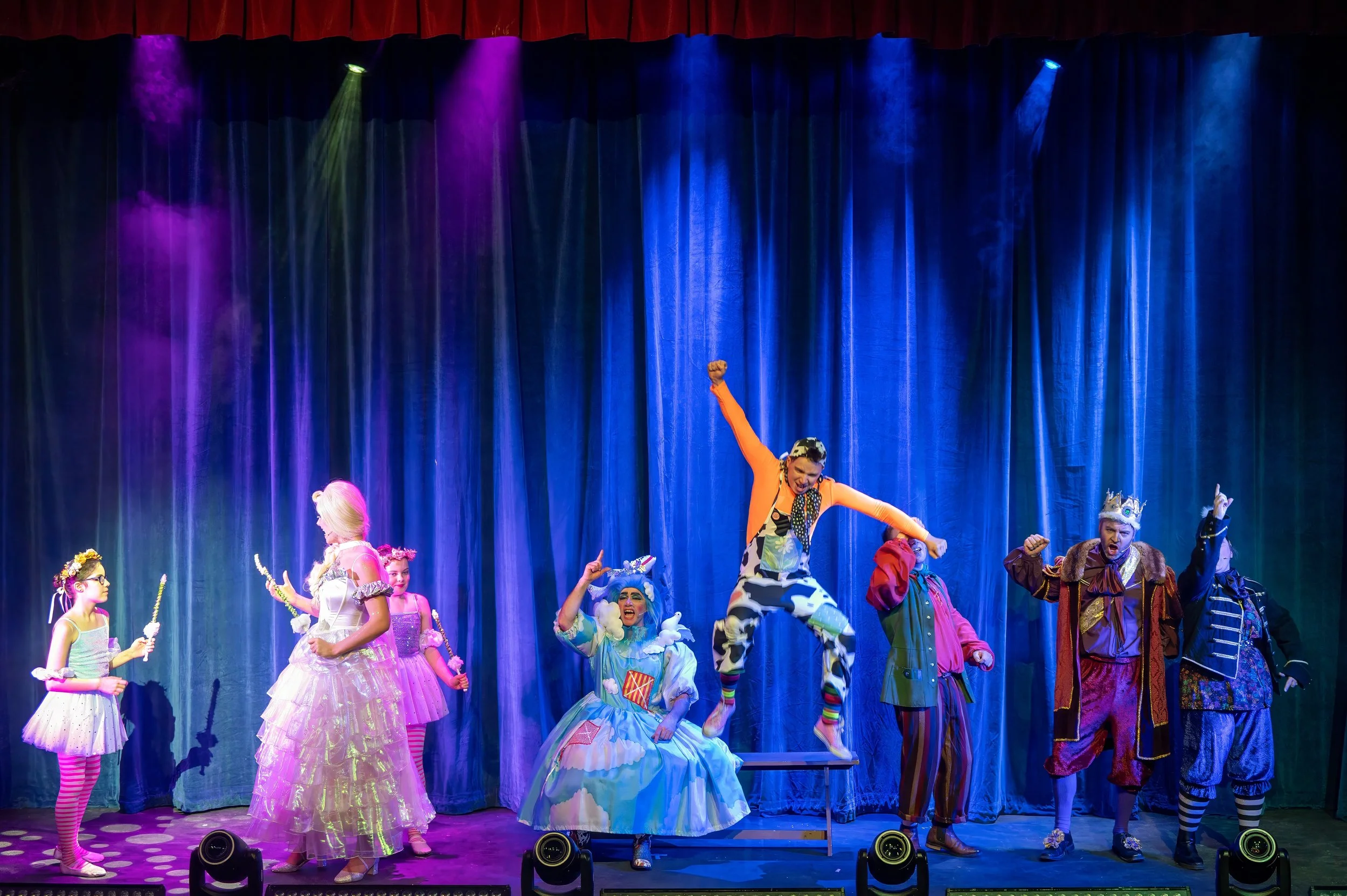 DTCo - JatB - Show - 00403.jpg