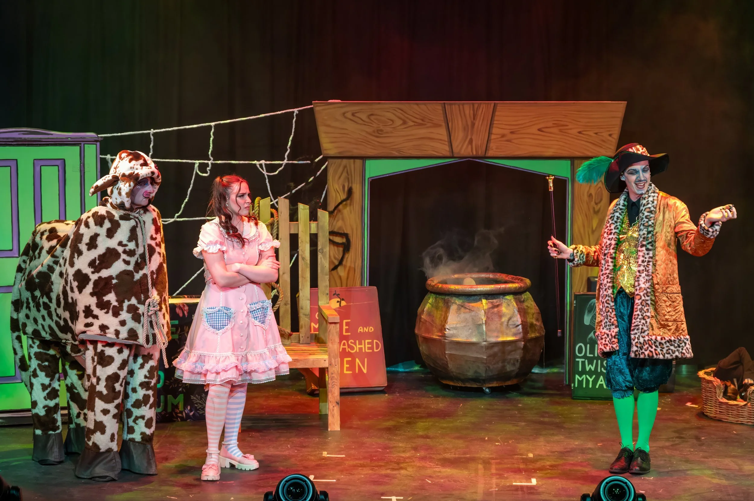 DTCo - JatB - Show - 00410.jpg