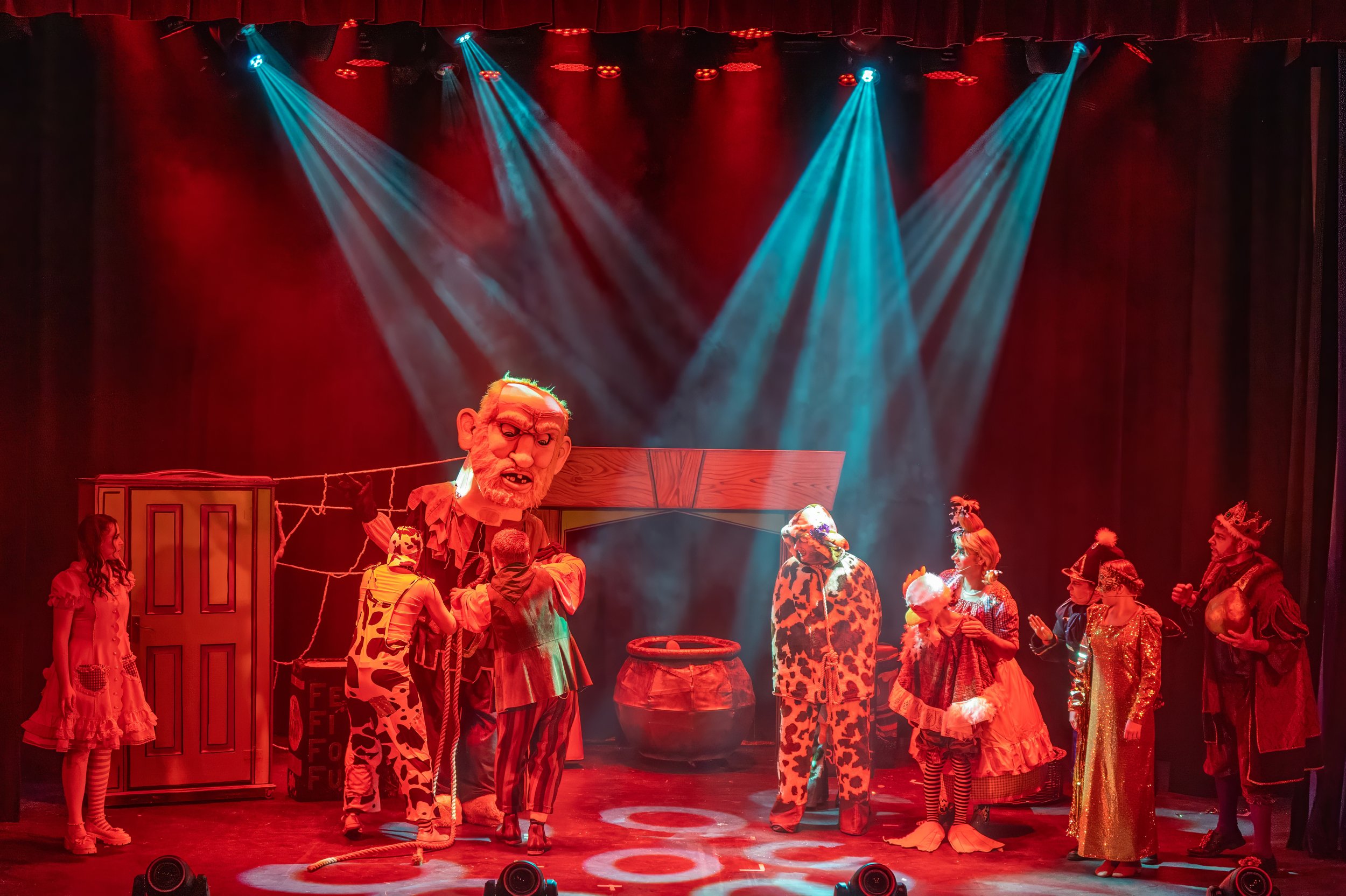 DTCo - JatB - Show - 00440.jpg