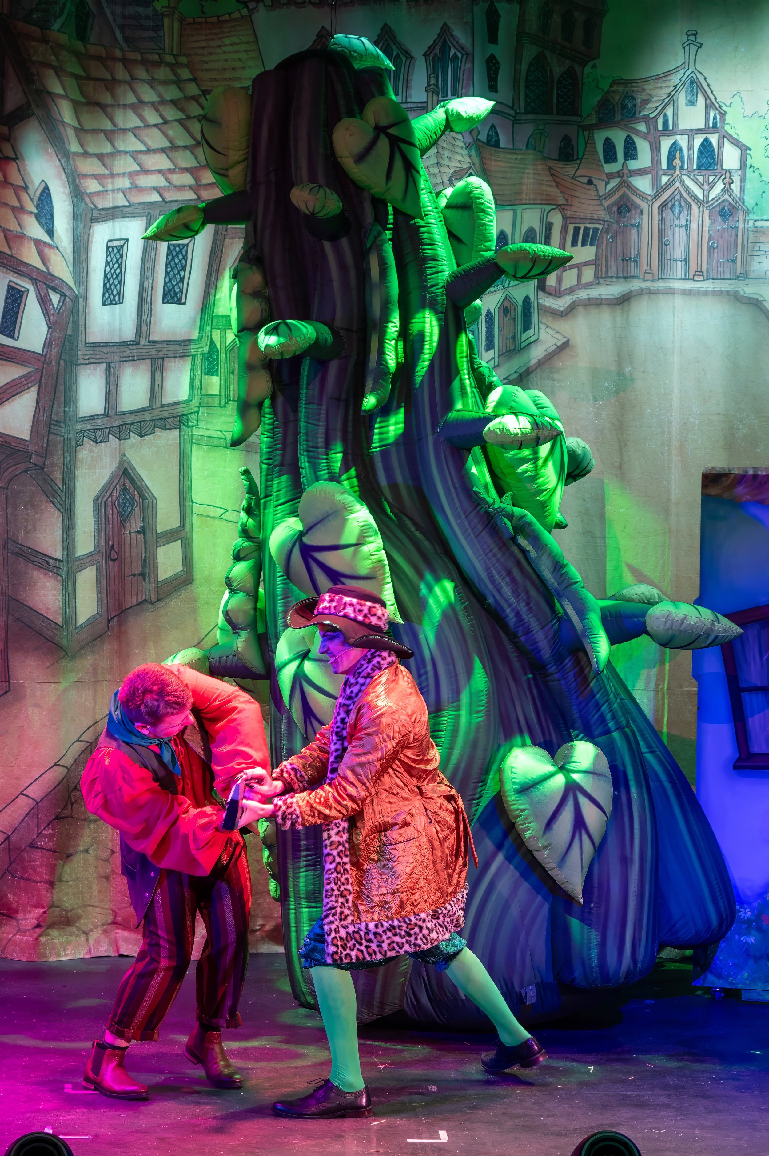 DTCo - JatB - Show - 00455.jpg