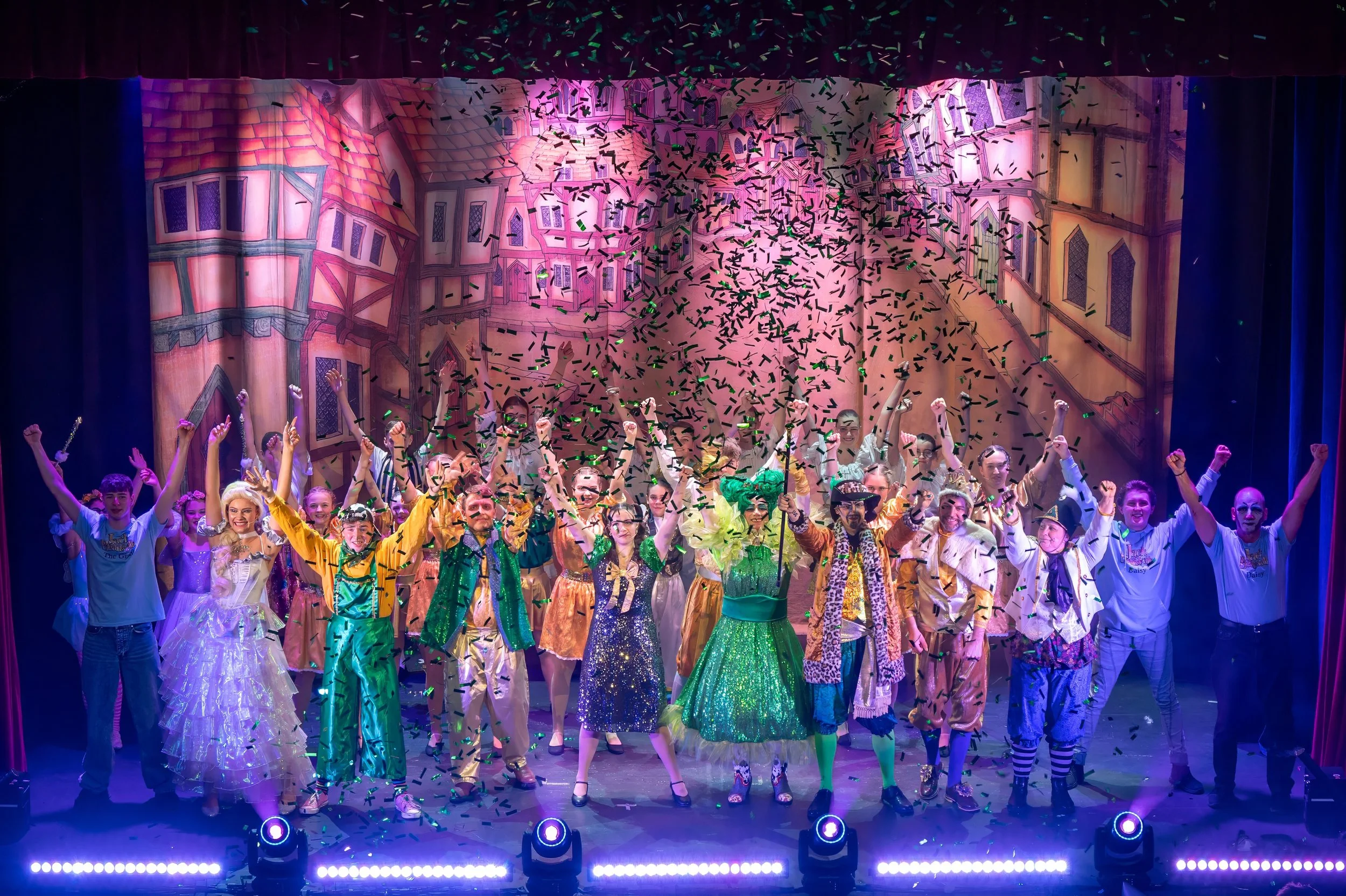 DTCo - JatB - Show - 00499.jpg