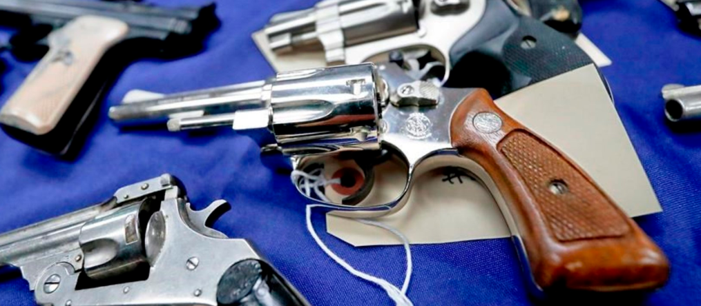 Armes de poing et d’assaut: un enjeu de santé publique