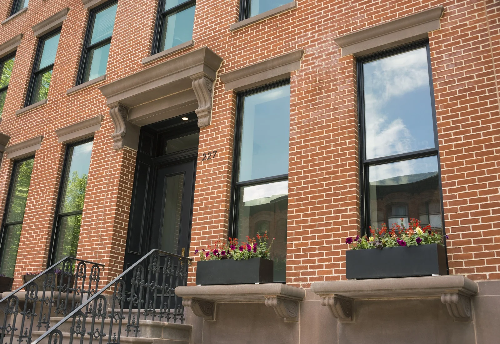 fort-greene-five-brooklyn-brownstone-townhouse-new-construction-landmarks-06.jpg