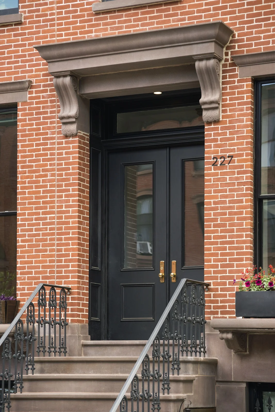 fort-greene-five-brooklyn-brownstone-townhouse-new-construction-landmarks-08.jpg