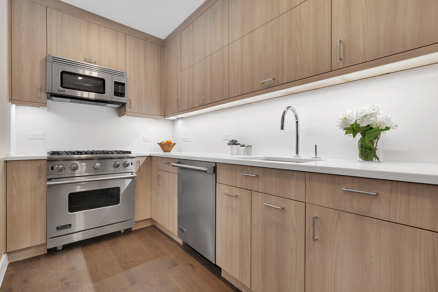 seaport-district-condos-new-york-new-construction-18.jpg