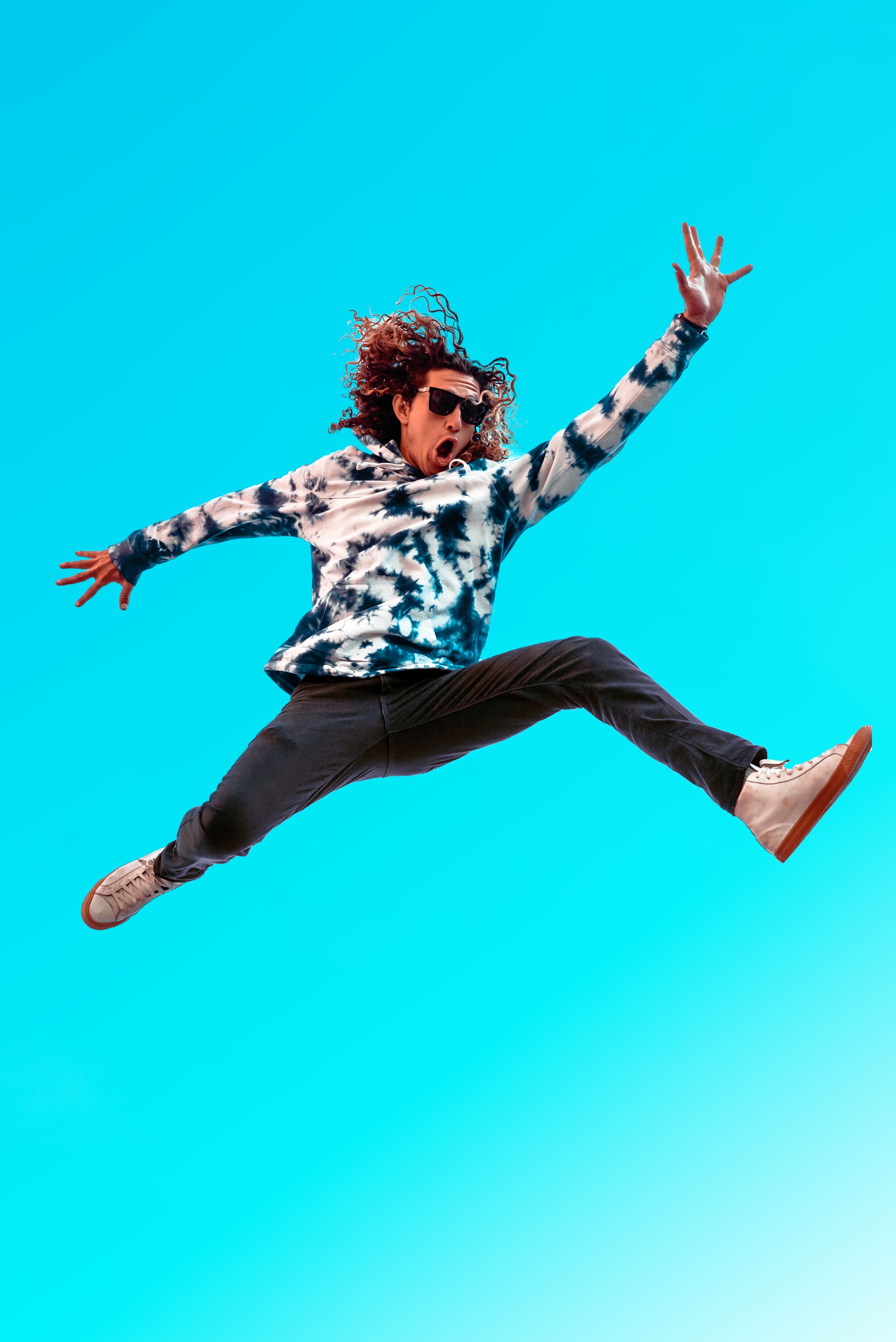 Romeo_Black Jacket_Lifestyle_1.jpg