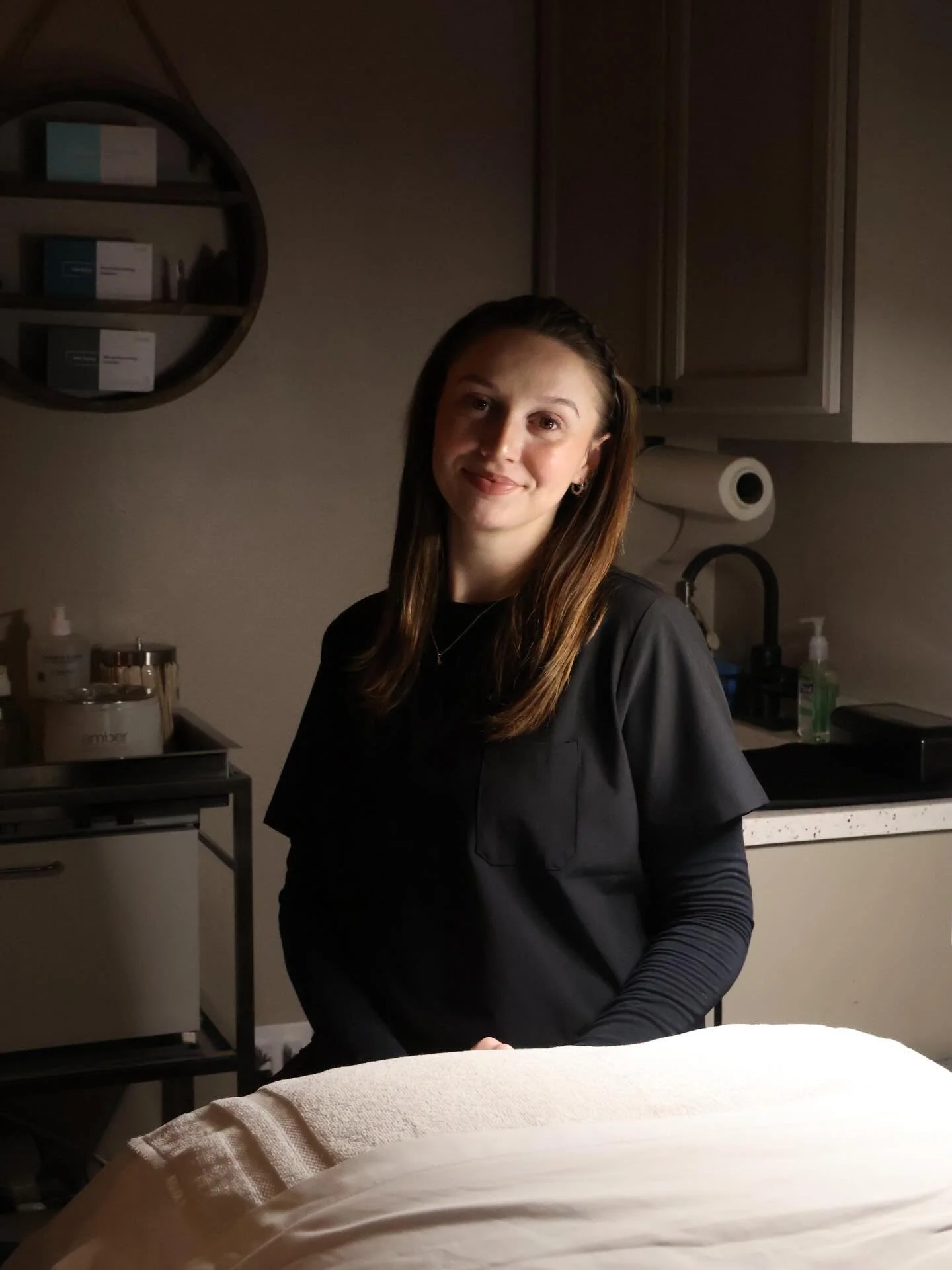 She&rsquo;s back, baby 💫

Join us in welcoming Stephanie back from maternity leave! 

We&rsquo;ve missed her magic touch, and we know you have too.

Her books are officially OPEN &mdash; and trust us, you&rsquo;re going to want to get in soon 👀

✨ 