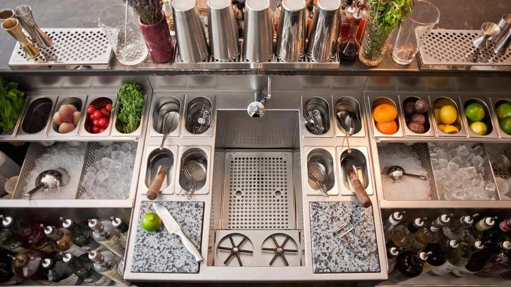 Turning Knowledge into Consistency Behind the Bar
