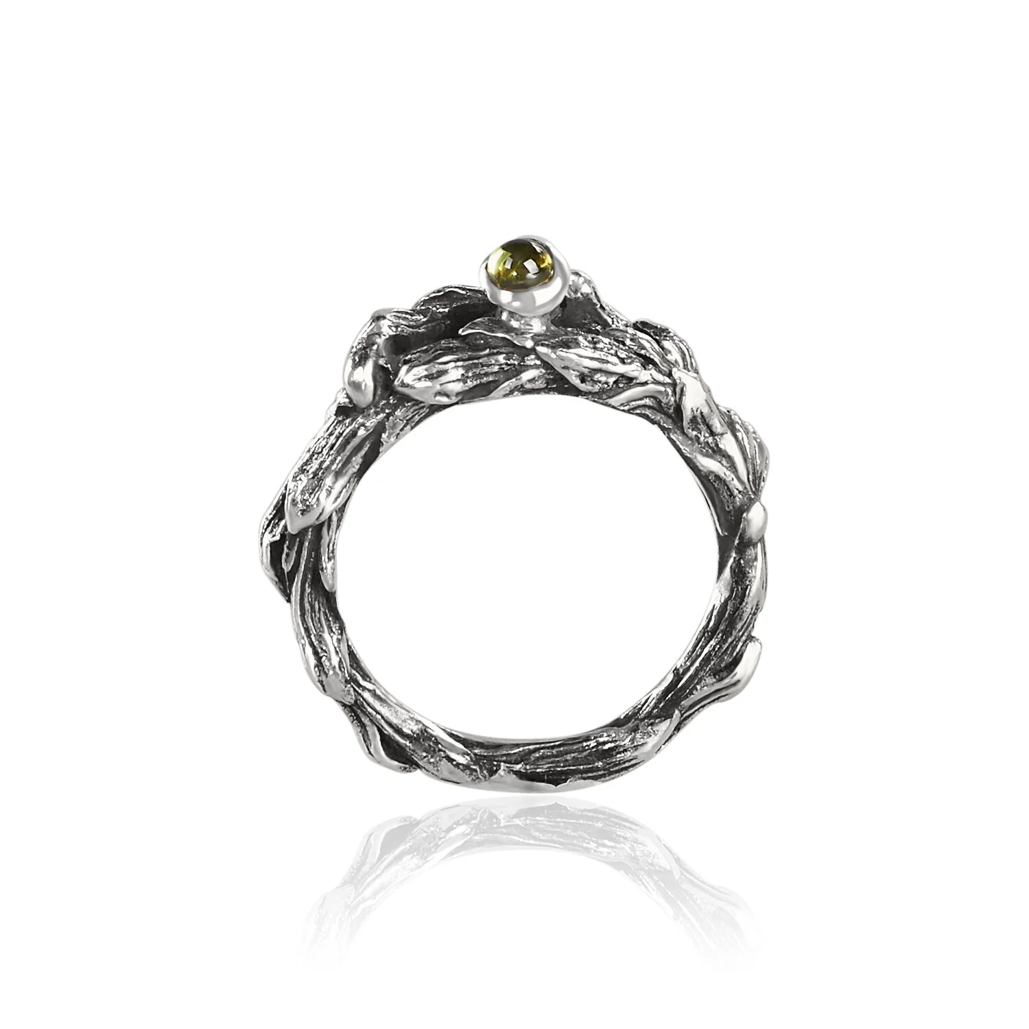 Thuja ring with tourmaline