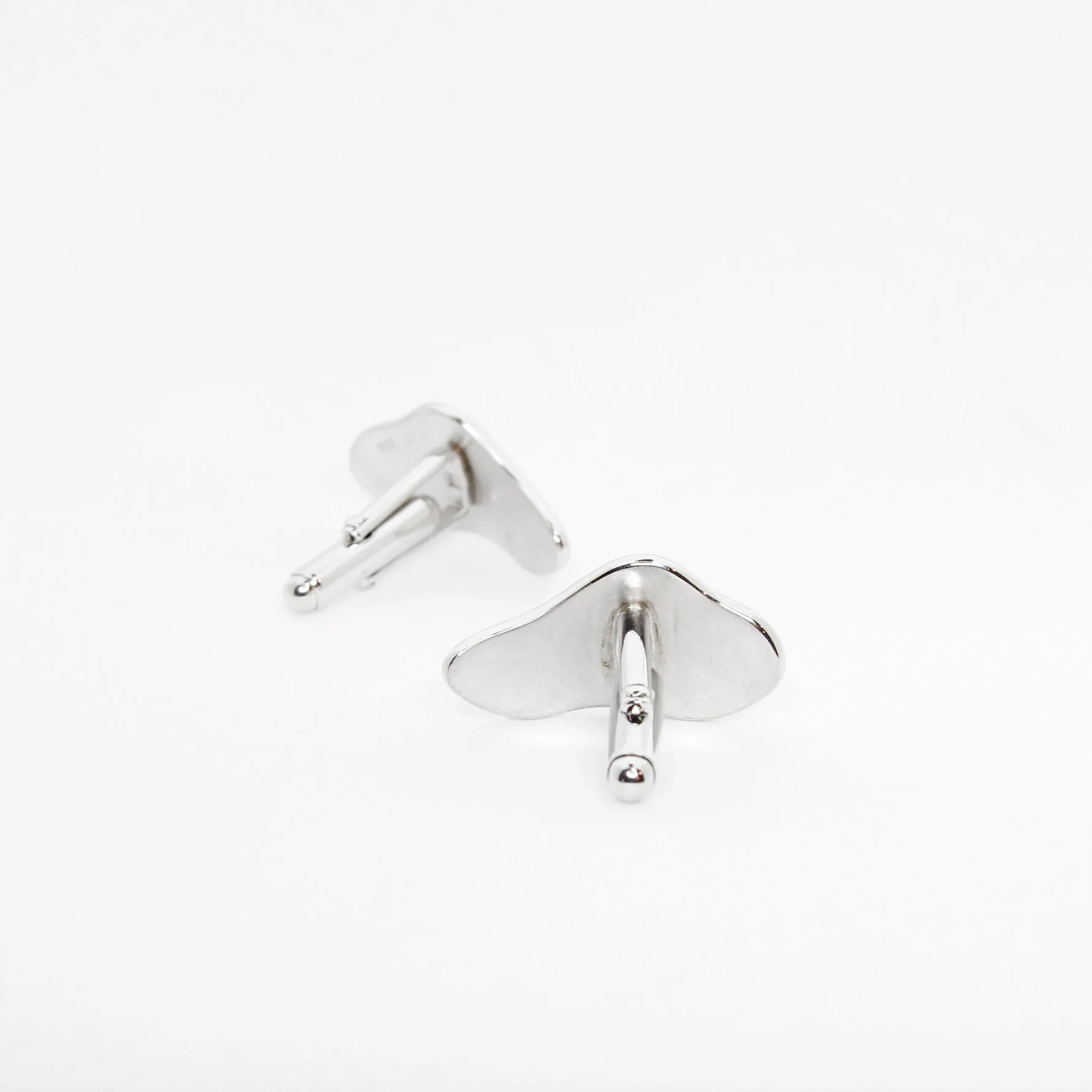 Dhalia cuff links 3.jpg