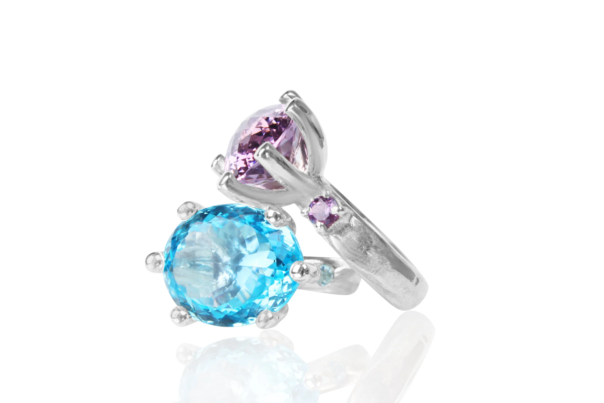 Vido Jewel Cocktail claw ring .JPG