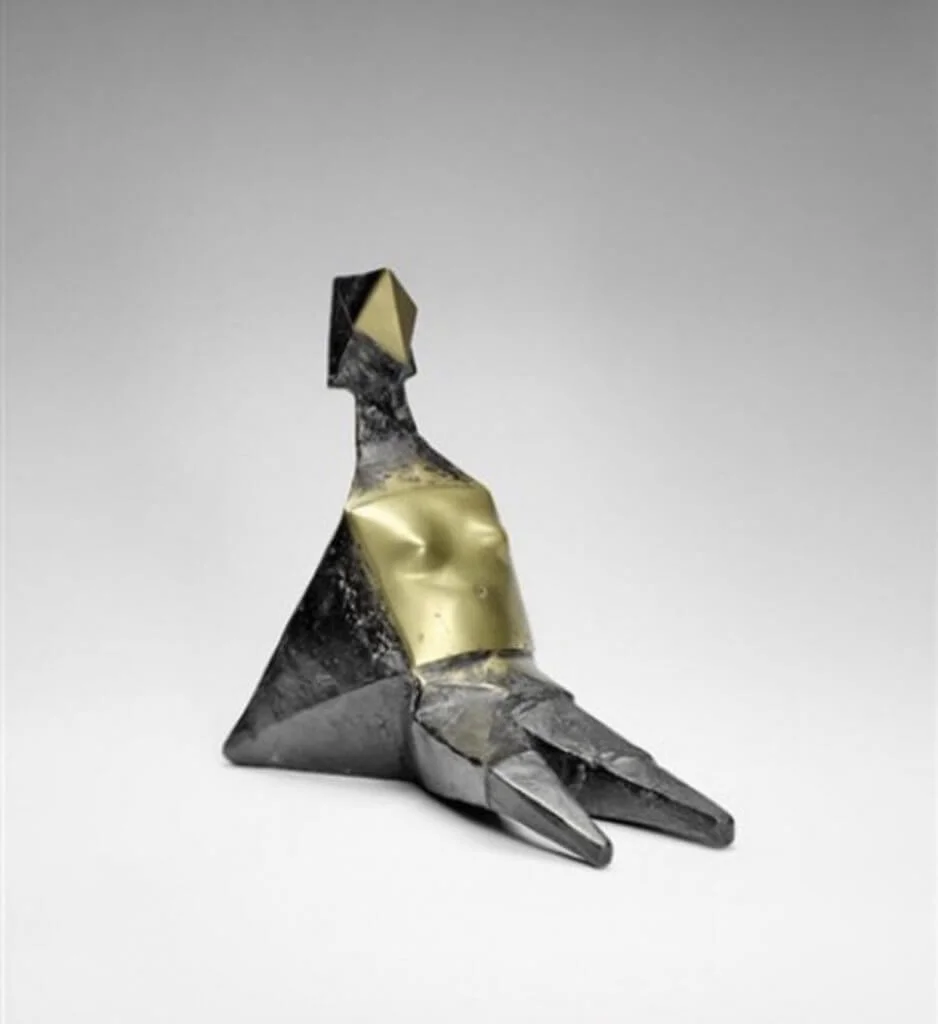 “Sitting Elektra” (1969) Bronze - 30 cm
