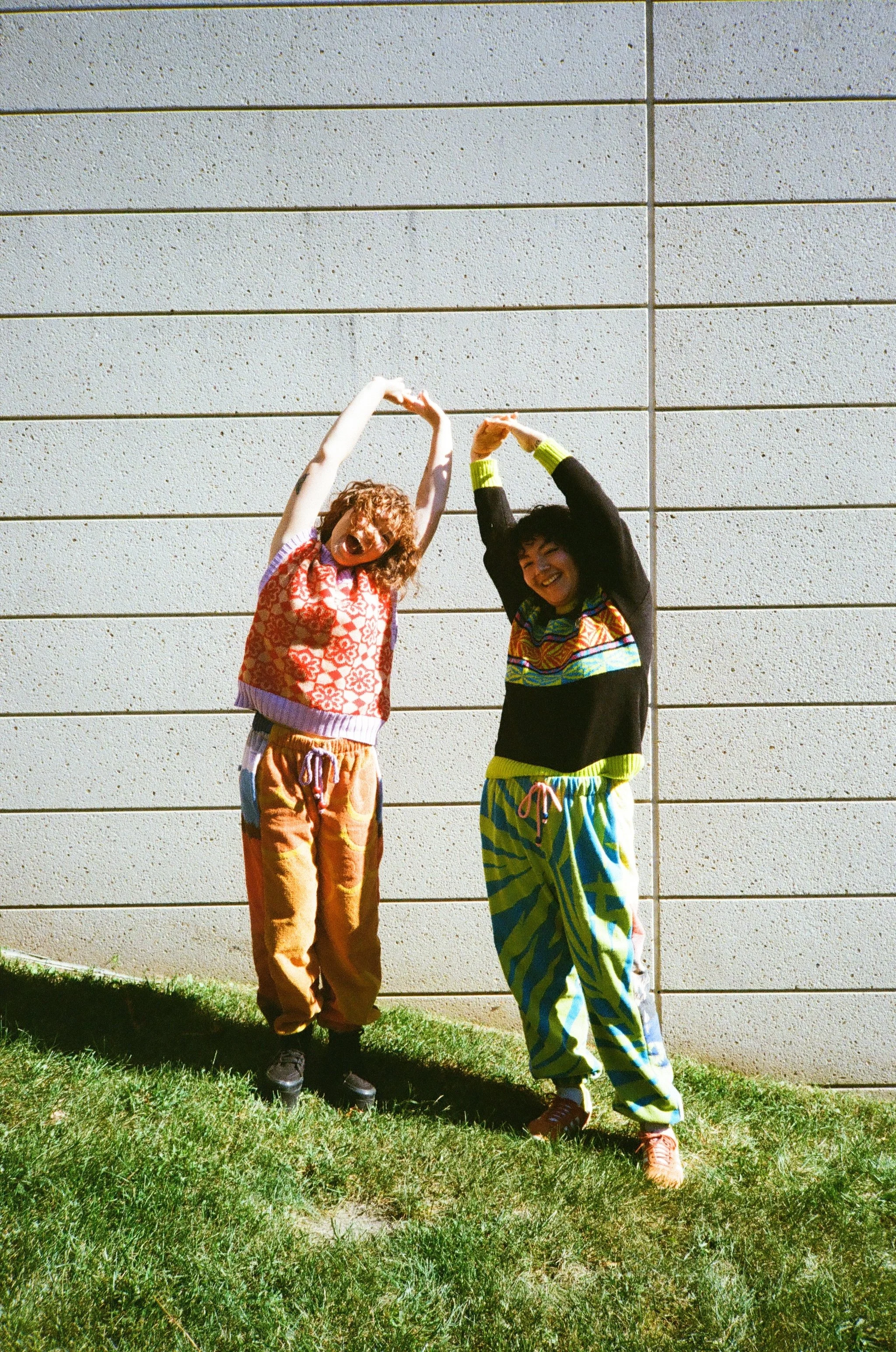 Hannah and Katya pose in Picnicwear sweaters and pants made from Vintage Towels