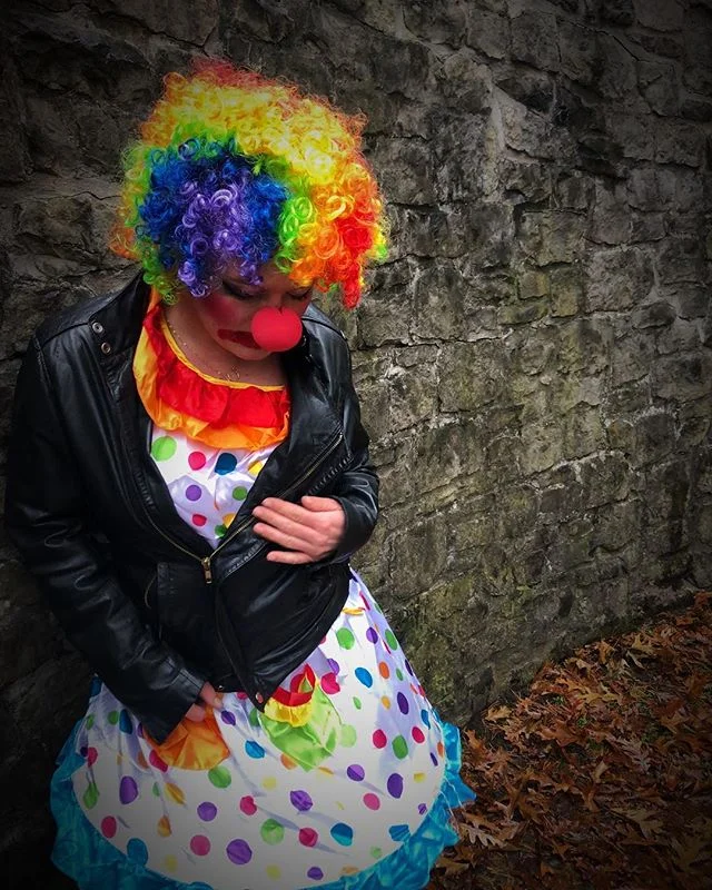 #altclown #sadclown #badclown #clown #clowns #ladyclown #clowning #clownsightings #clownsofinstagram #crazyclown #clowncostume #chloetheclown #chloeclownsaround #clownonthetown #bigshoestofill #sexyclown