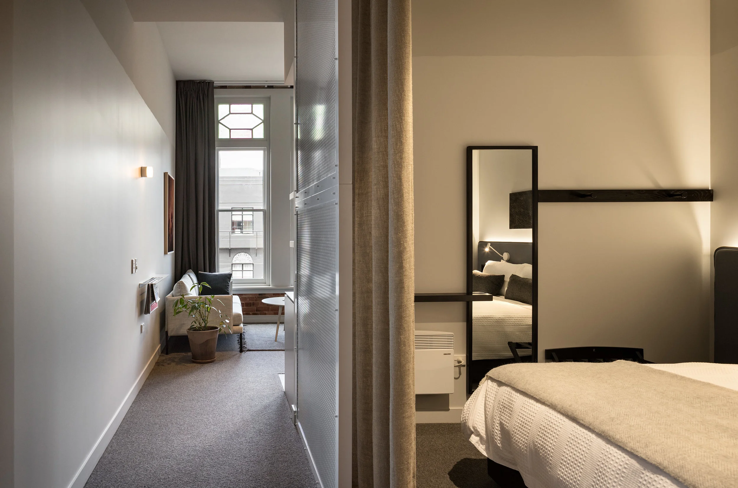 Abode_AL5409.jpg