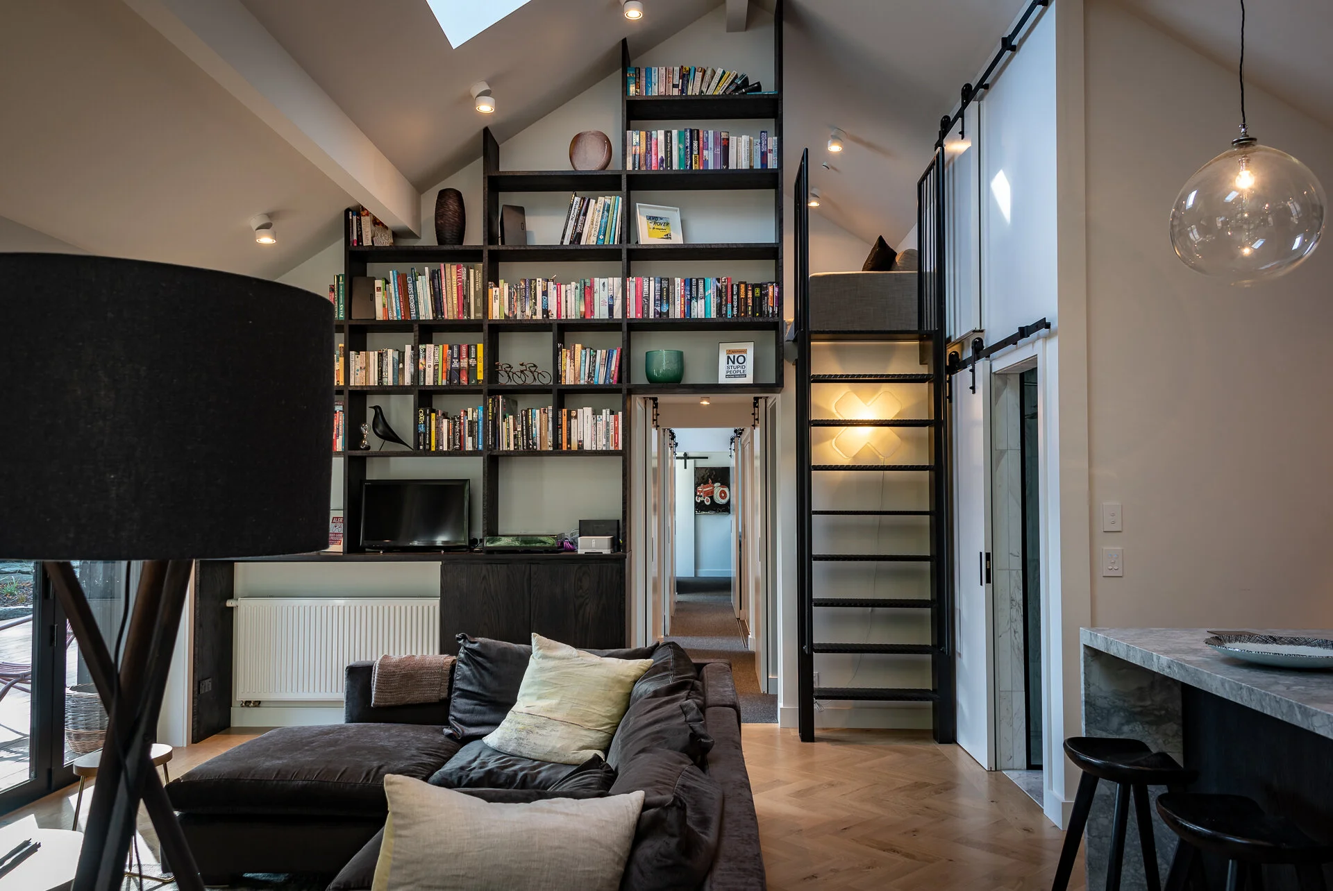 Bennies-Dalefield Road-Interior-8-HDR.jpg