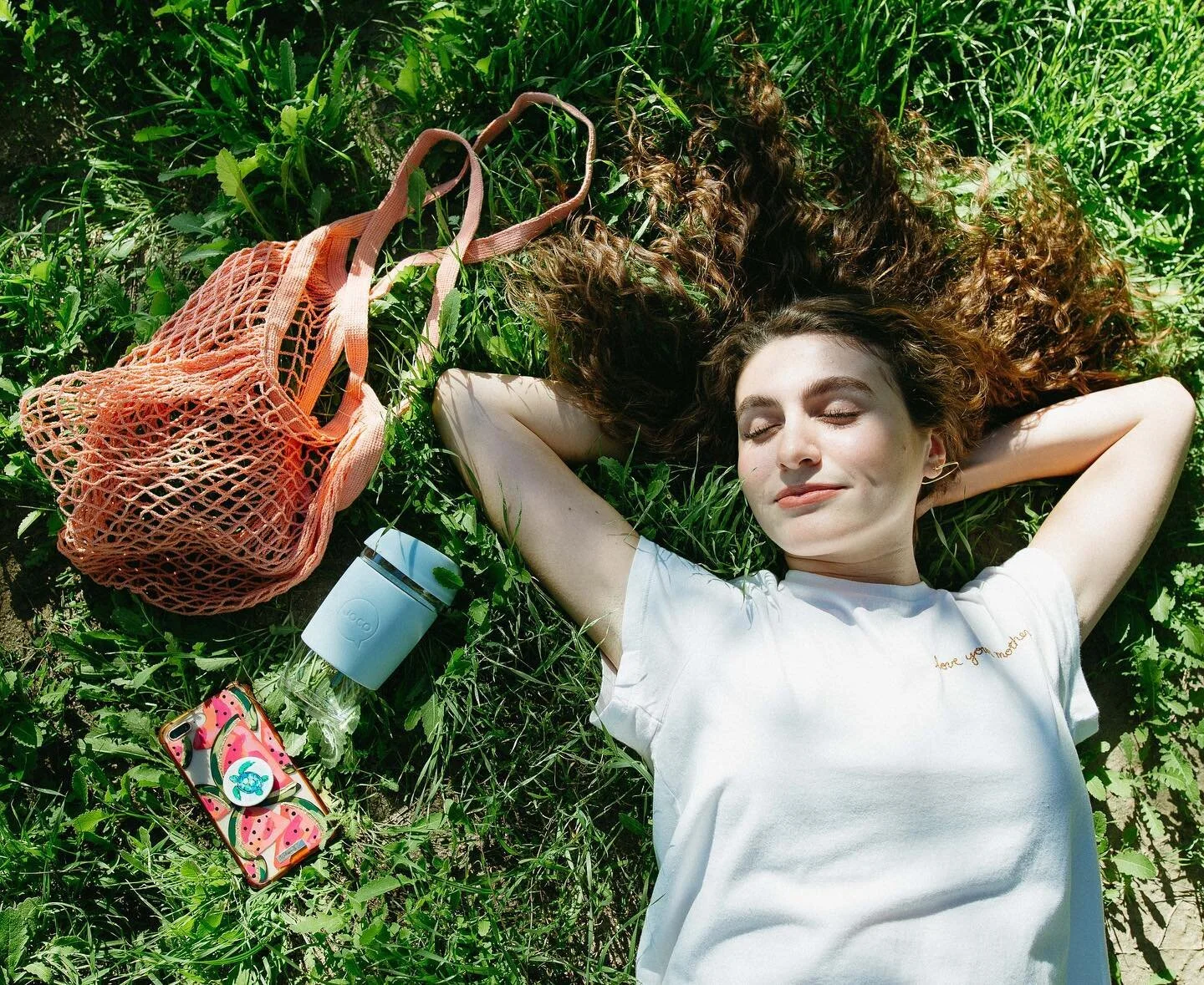 22 de abril - D&iacute;a de la Tierra 🌎

Yo cuido el planeta porque en la naturaleza, encuentro mi paz.

Yo protejo el medio ambiente porque me importa mi salud y la de los que me rodean. 

Yo llevo un estilo de vida sostenible porque quiero que mis