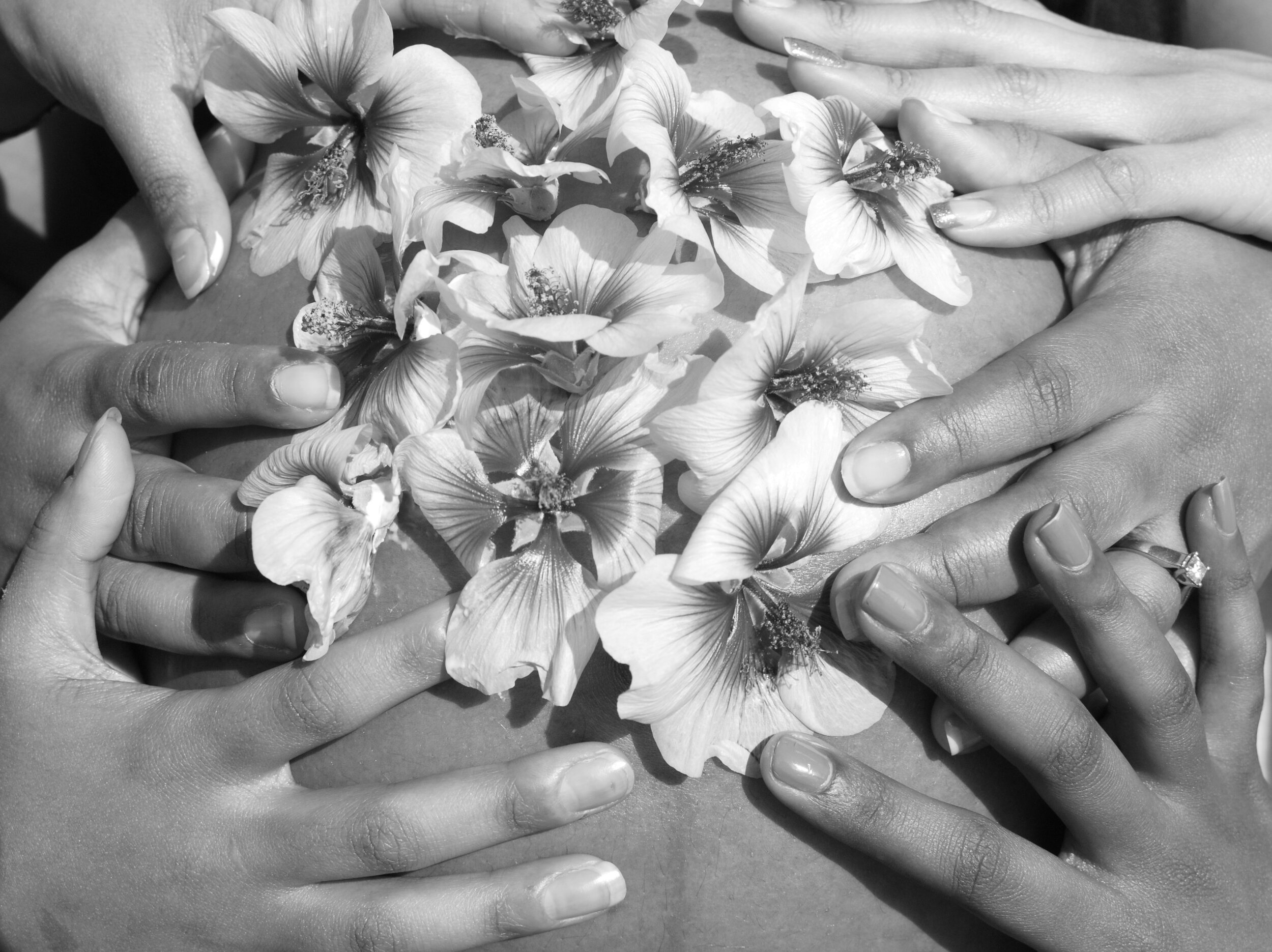 Femmes et Fleurs.jpg