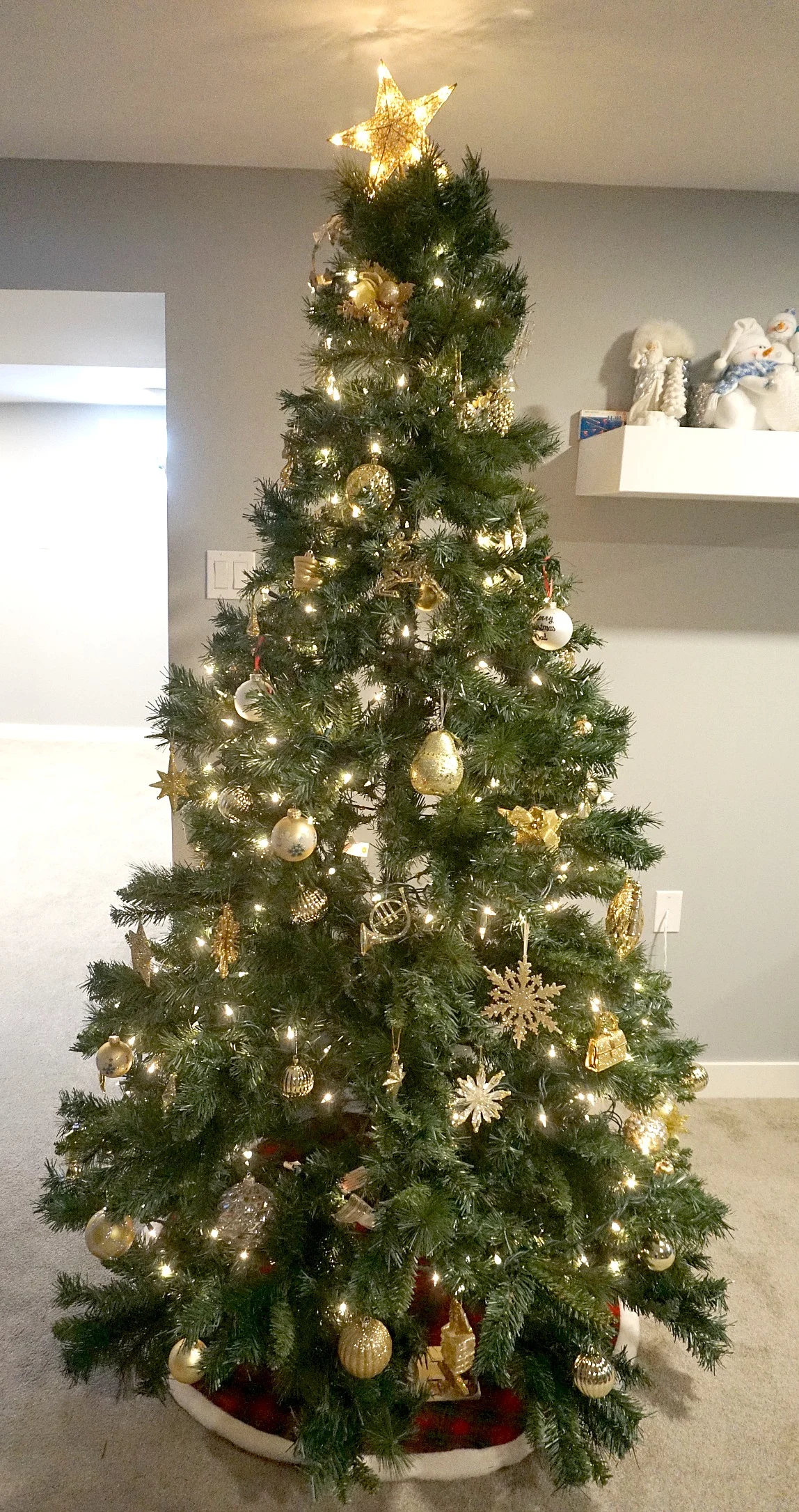 christmastreeedecordsc06558.jpg