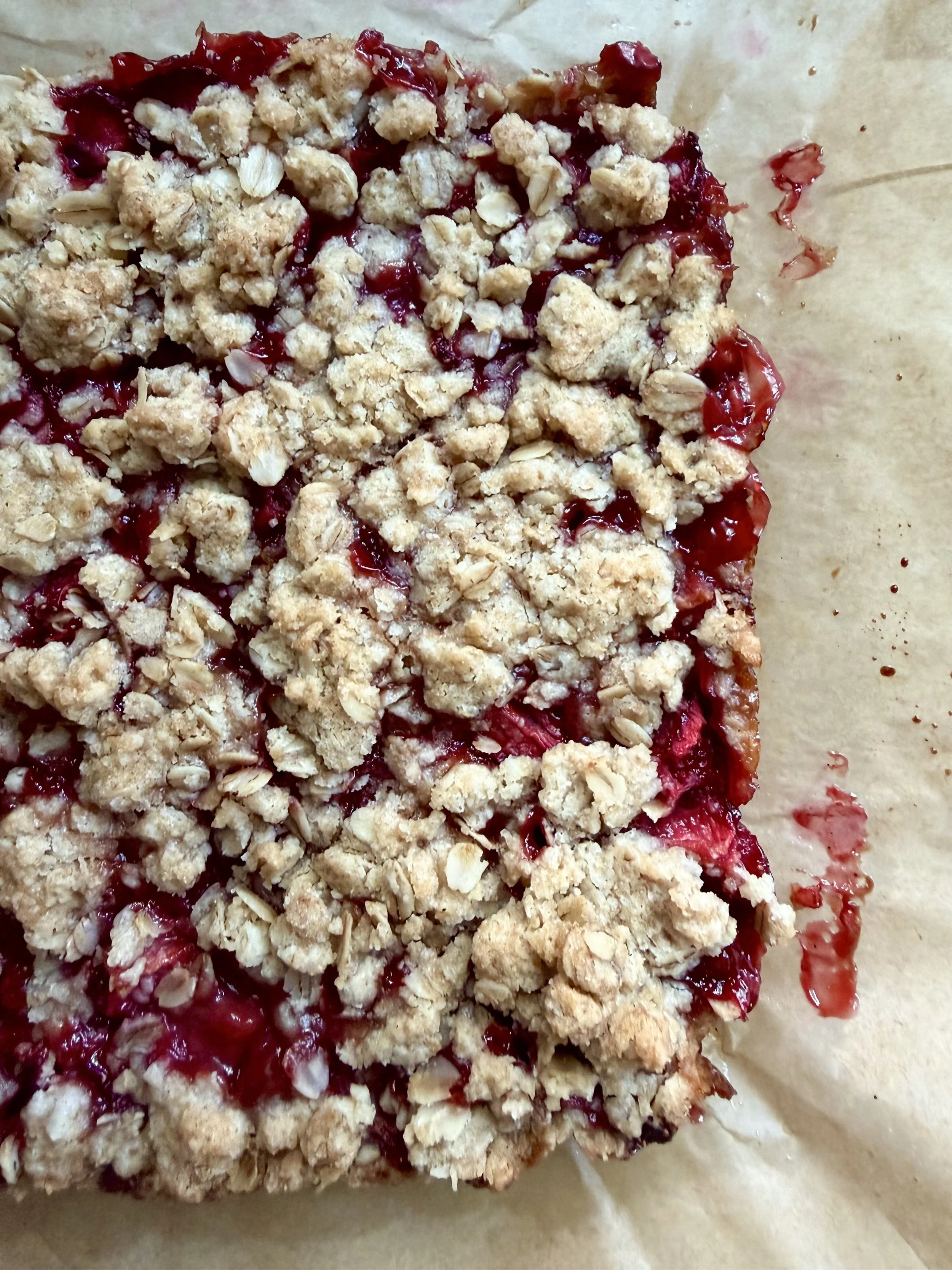 Strawberry Oat Crumble Bars