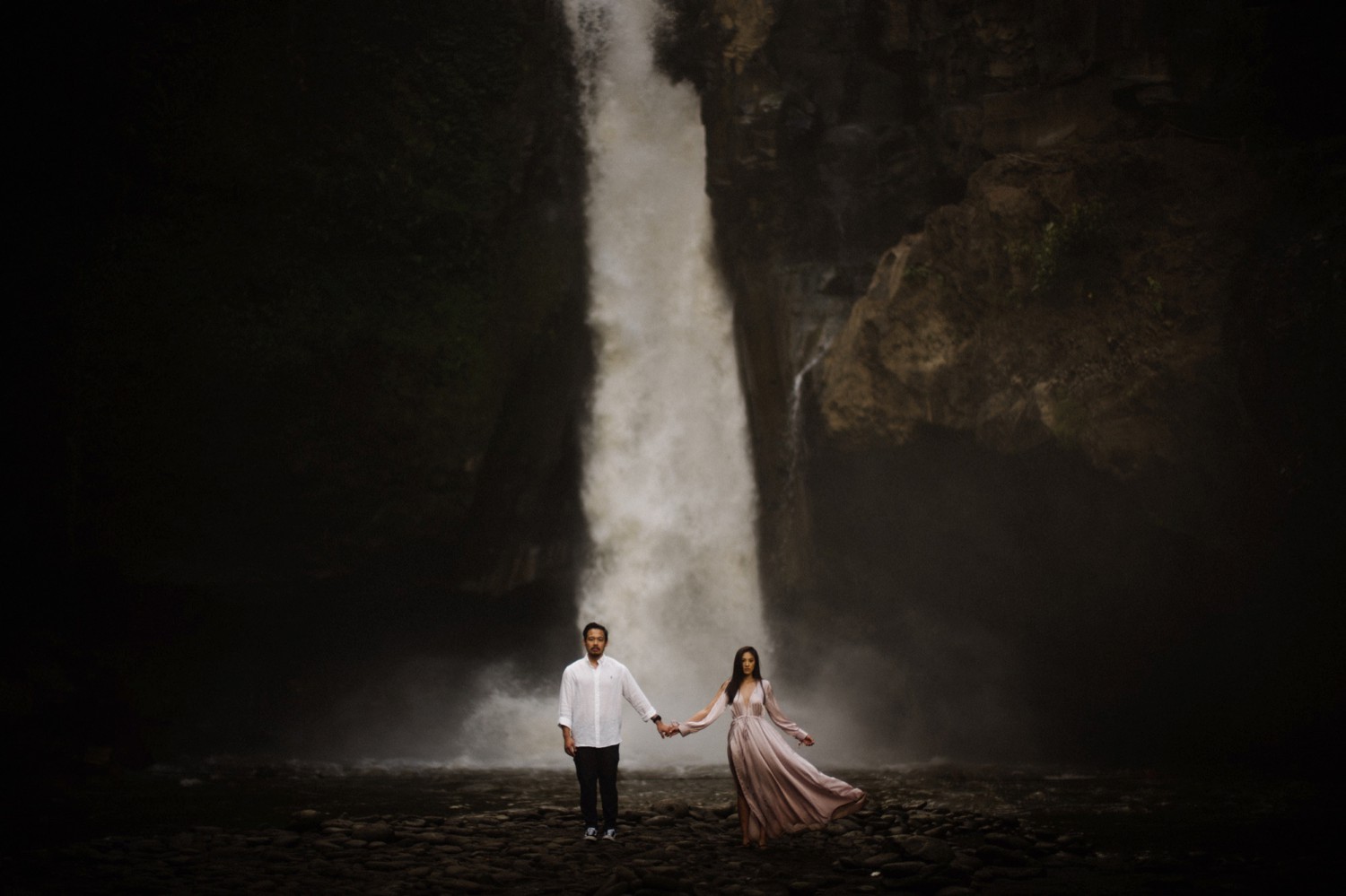 hebron - casey - bali - engagement session photography - carol kuntjoro-33.jpg